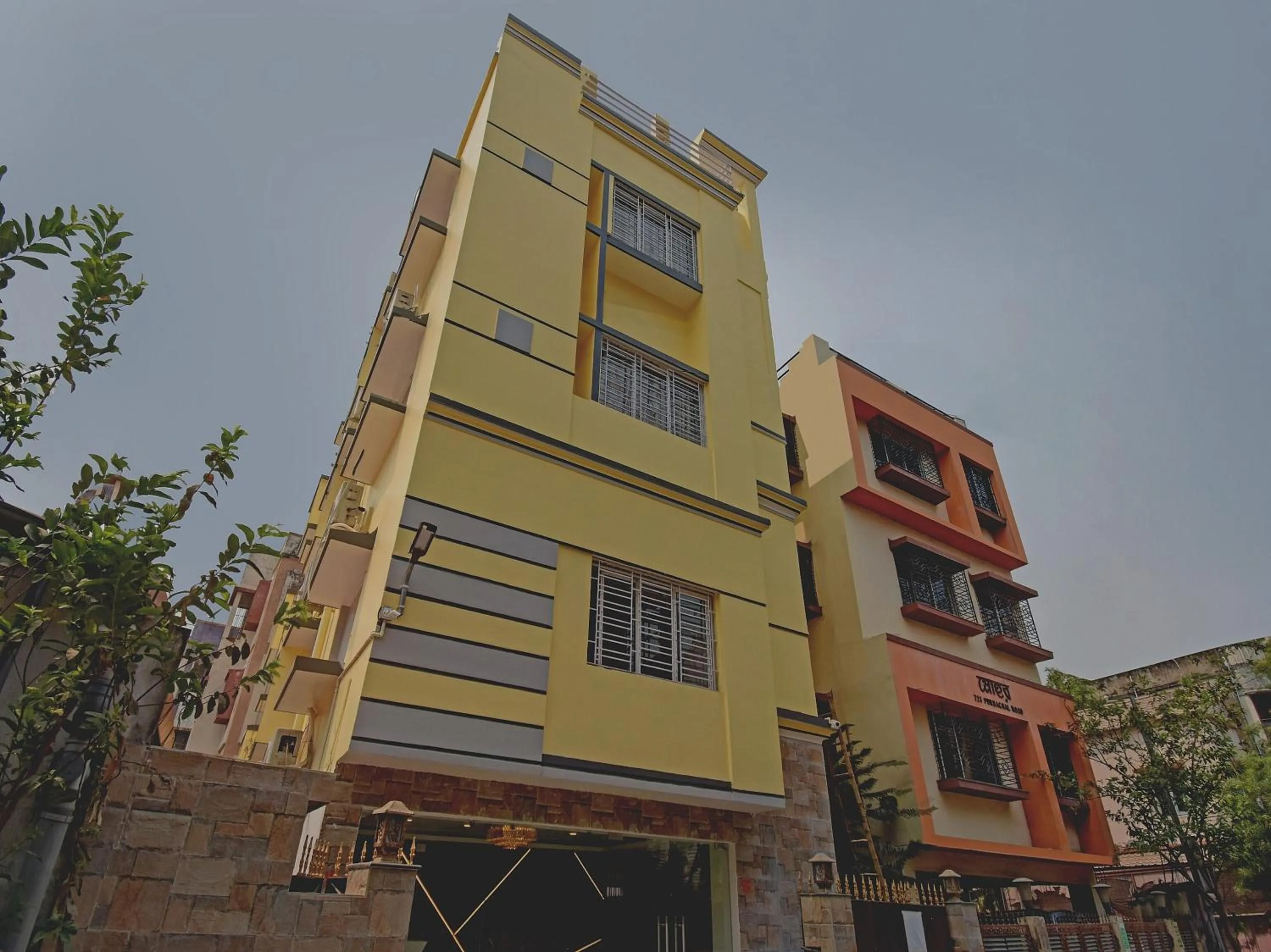 Facade/entrance in Super Collection O Ketan Regency Near Acropolis Mall