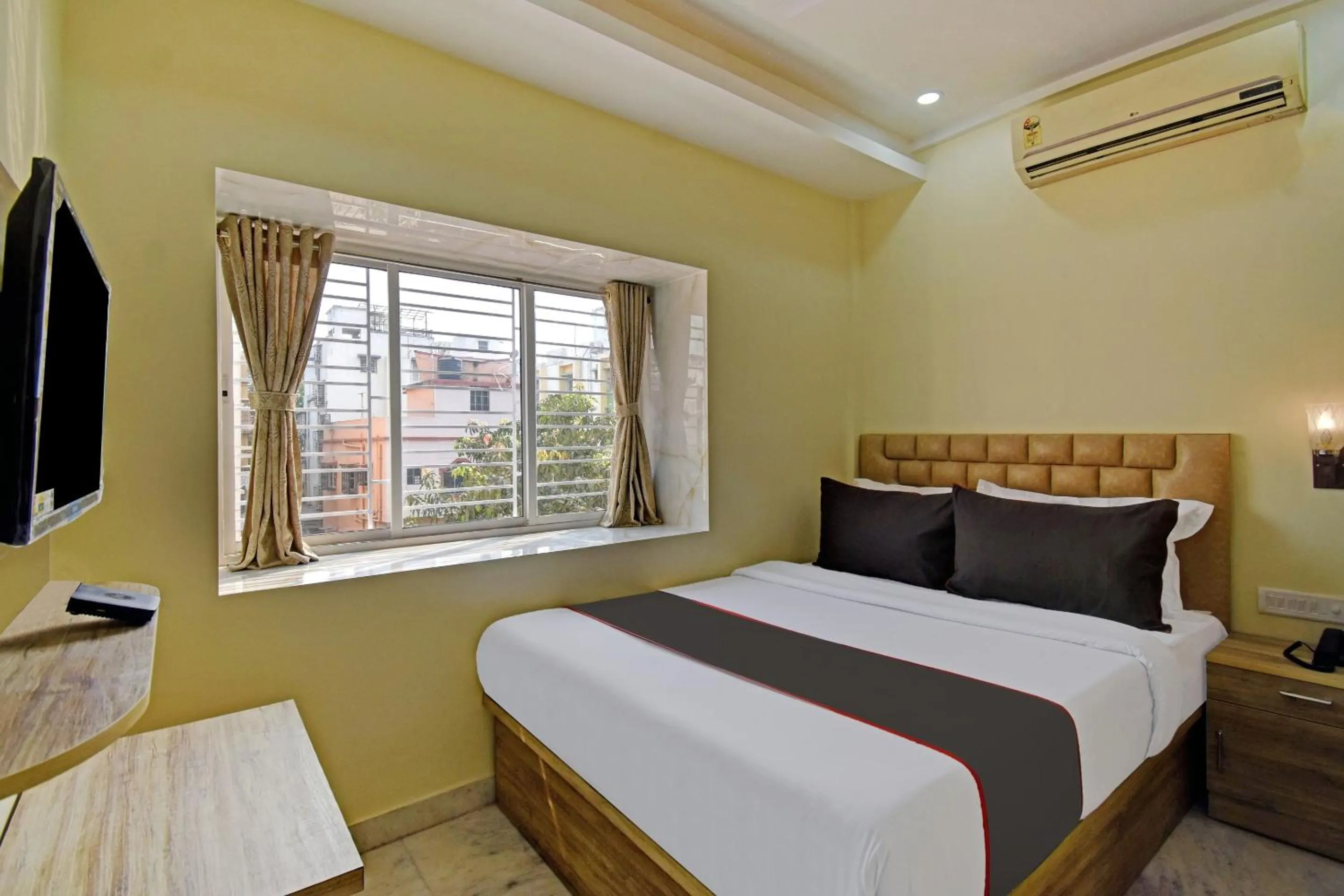Bedroom, Bed in Collection O Ketan Regency Near Acropolis Mall