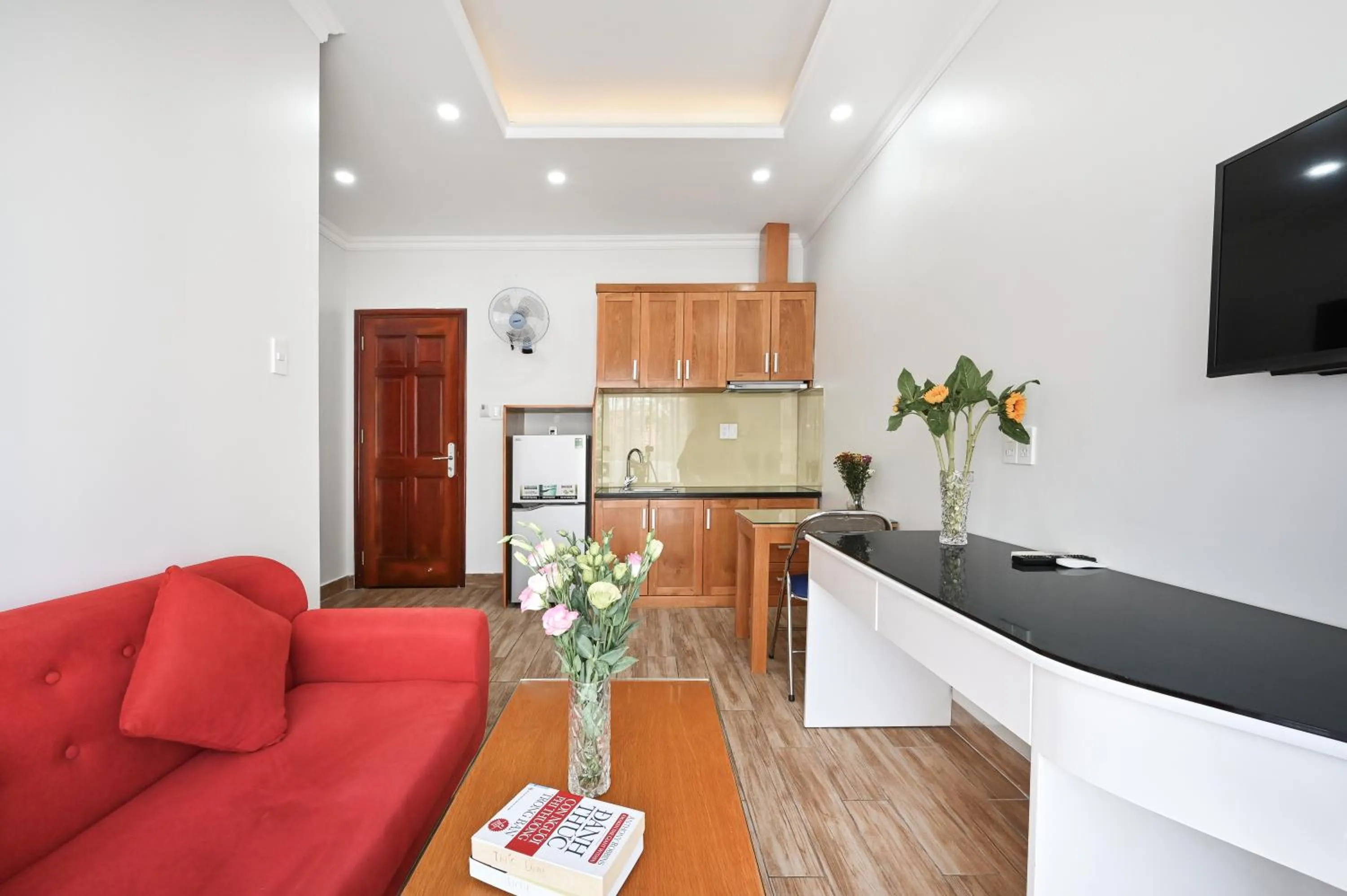 Kitchen or kitchenette in Genie Hotel & Serviced Apartments