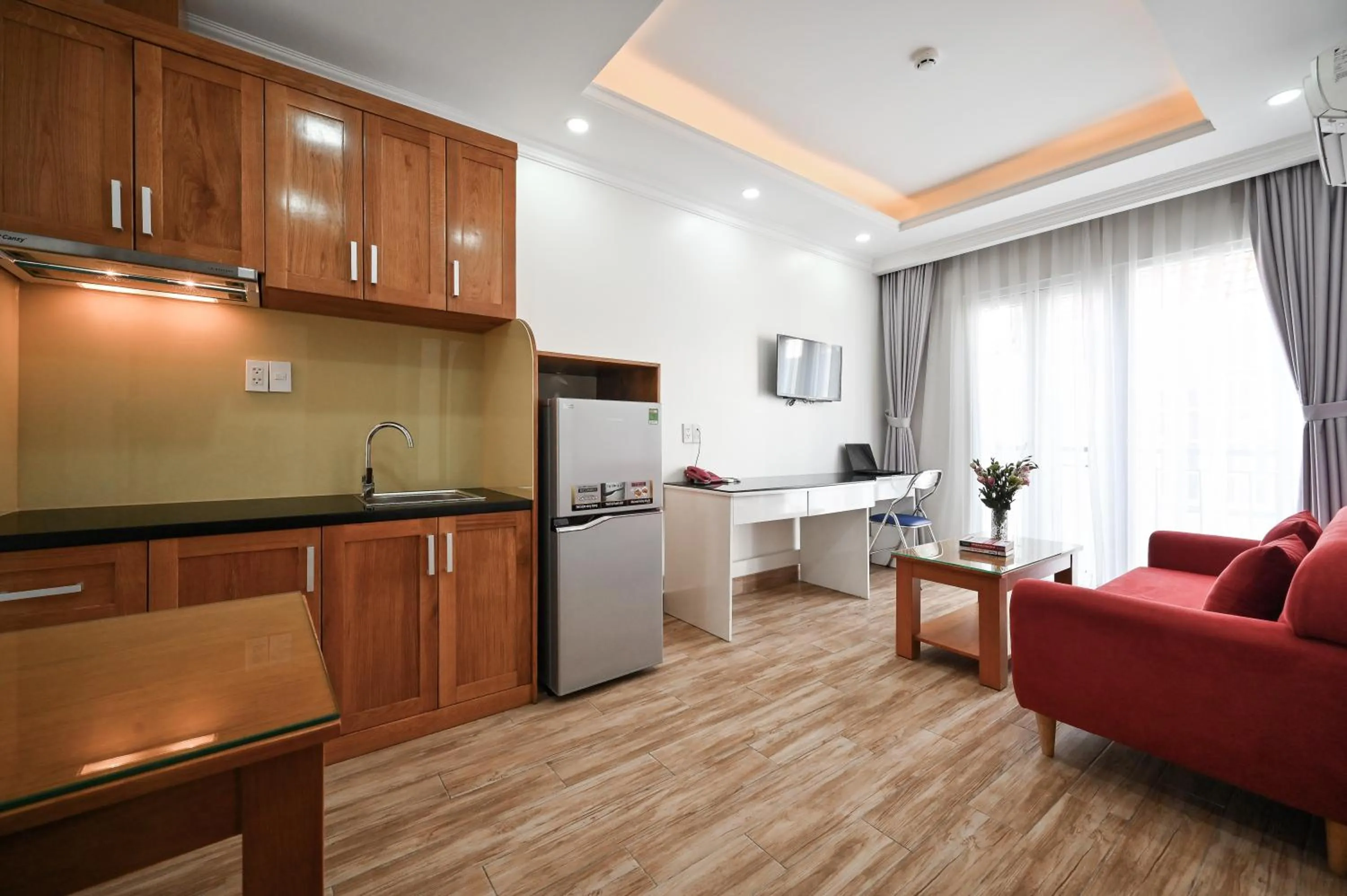 Kitchen or kitchenette in Genie Hotel & Serviced Apartments
