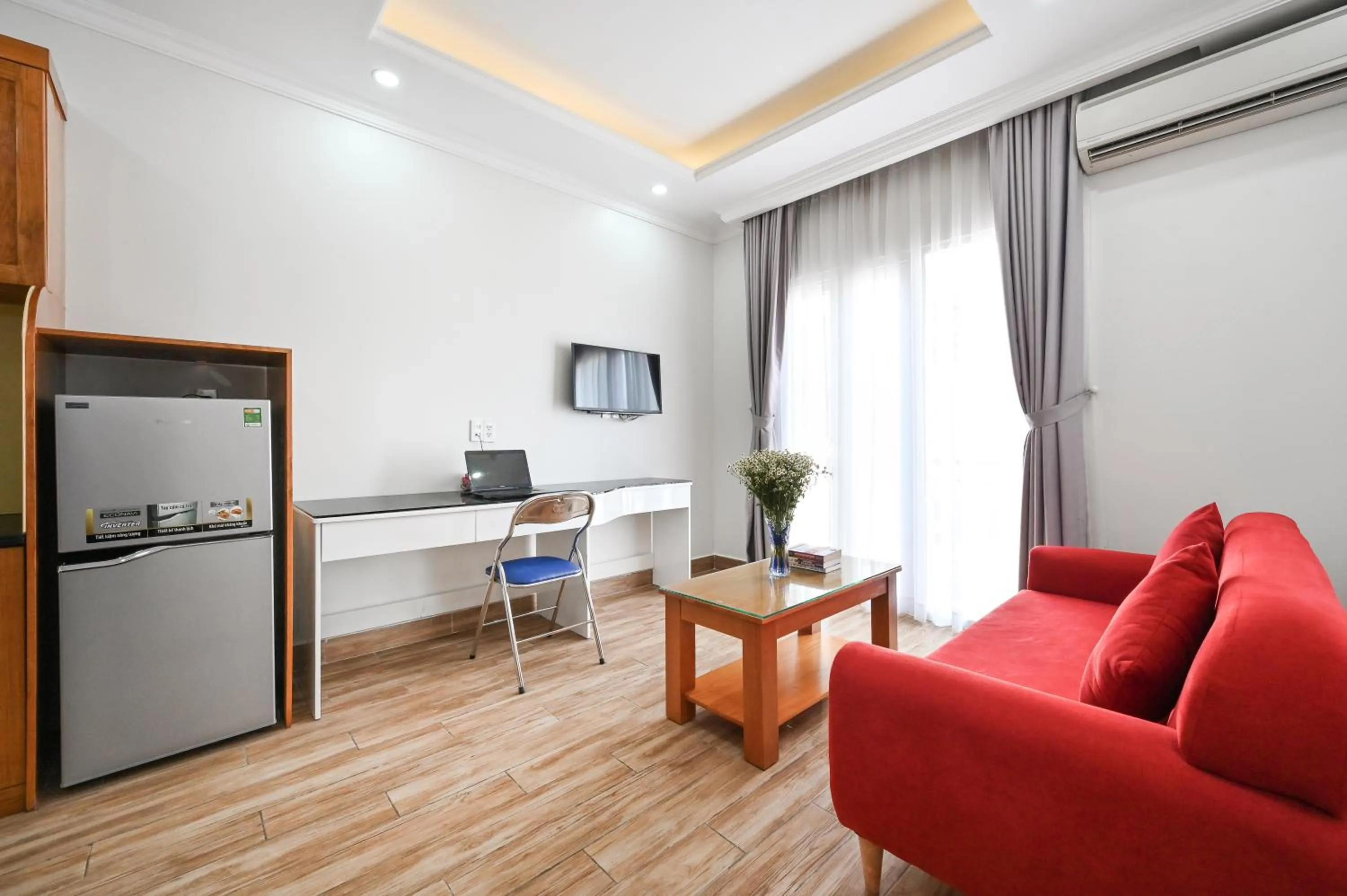 TV and multimedia in Genie Hotel & Serviced Apartments