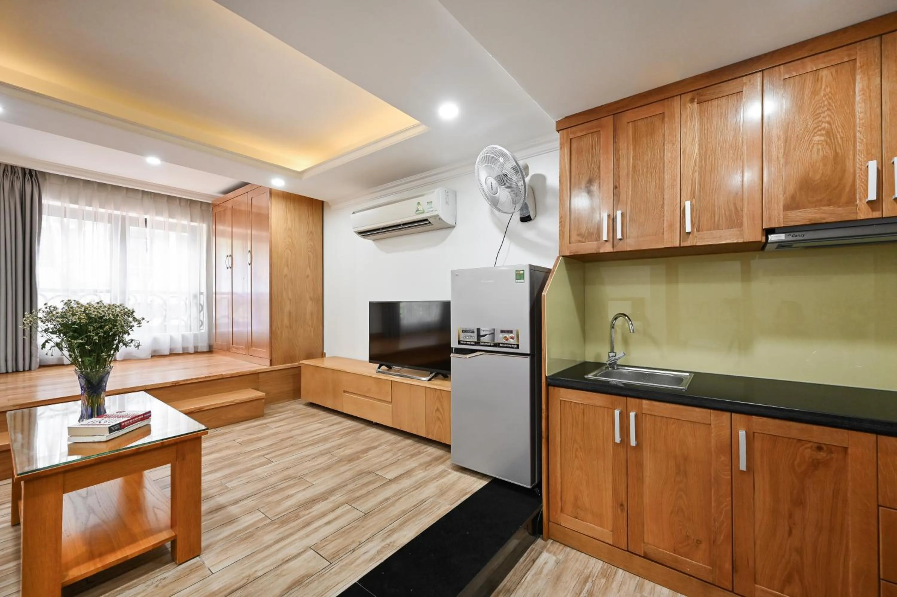 Kitchen or kitchenette in Genie Hotel & Serviced Apartments