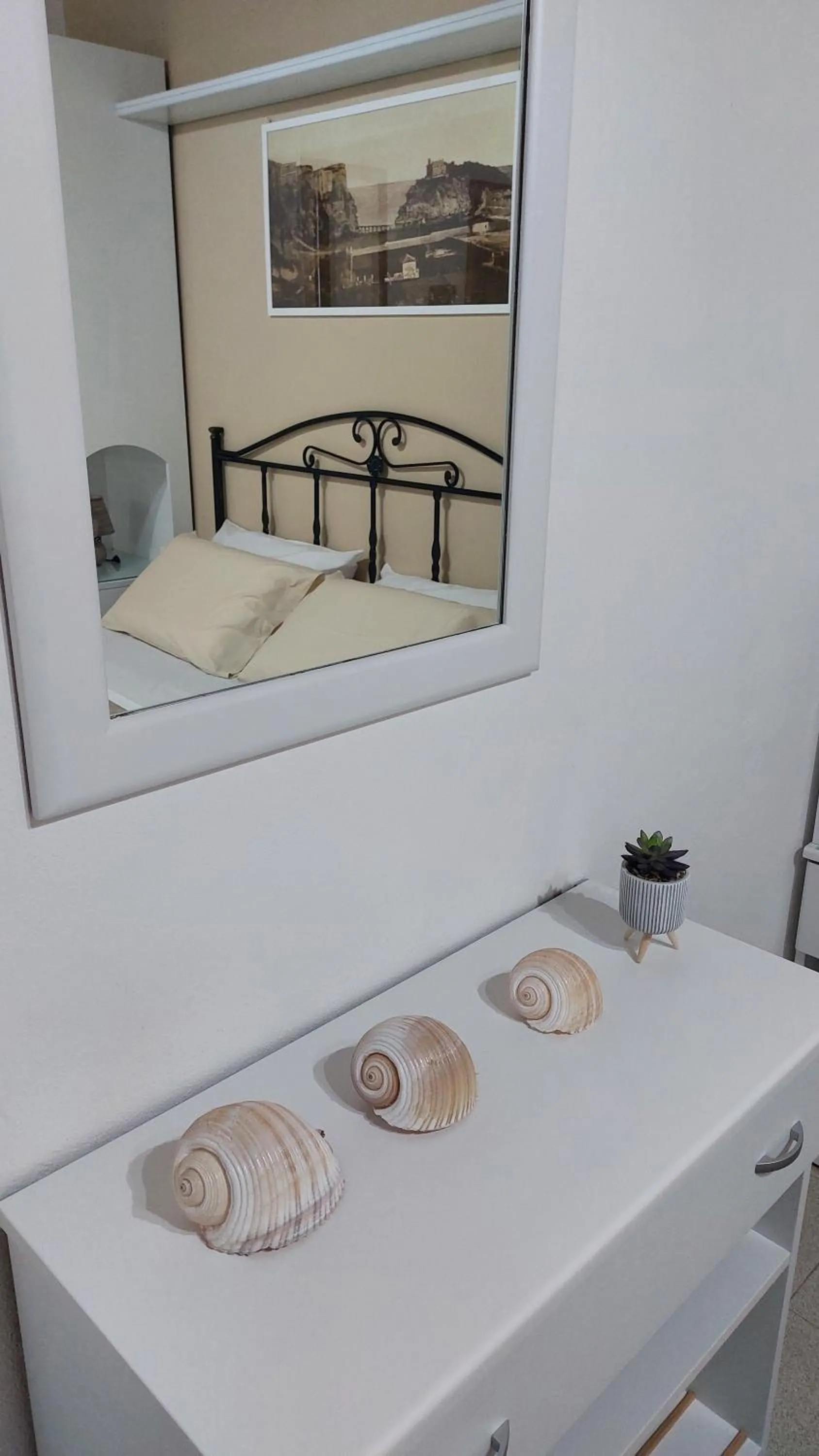 Bedroom, Bed in Residenza La Grazia Tropea - Free Parking -
