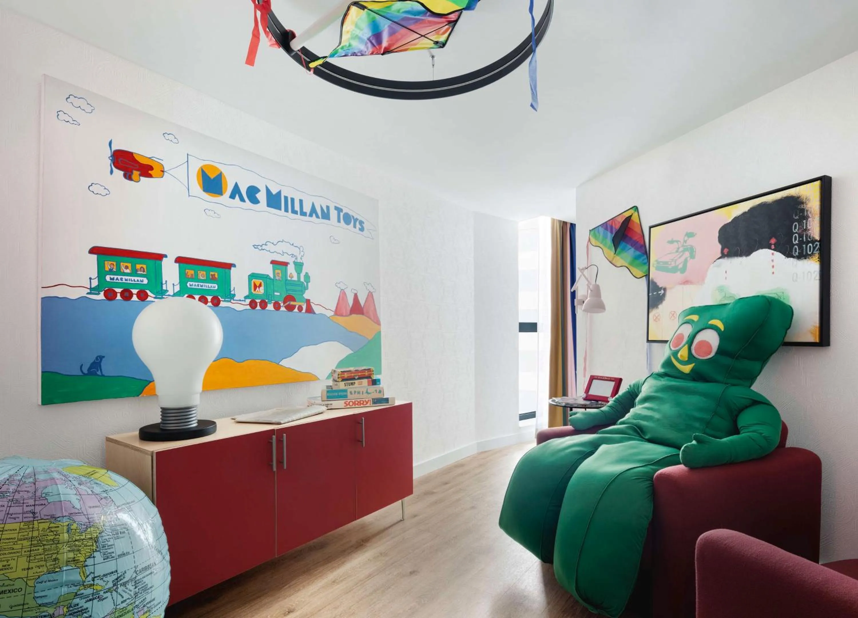 Living room in Graduate by Hilton New York