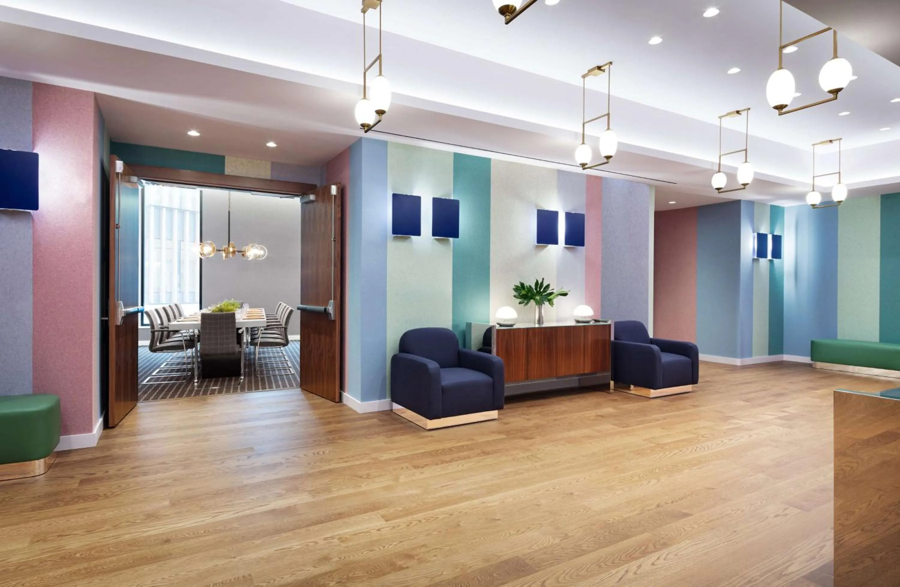 Lobby or reception in Graduate by Hilton New York