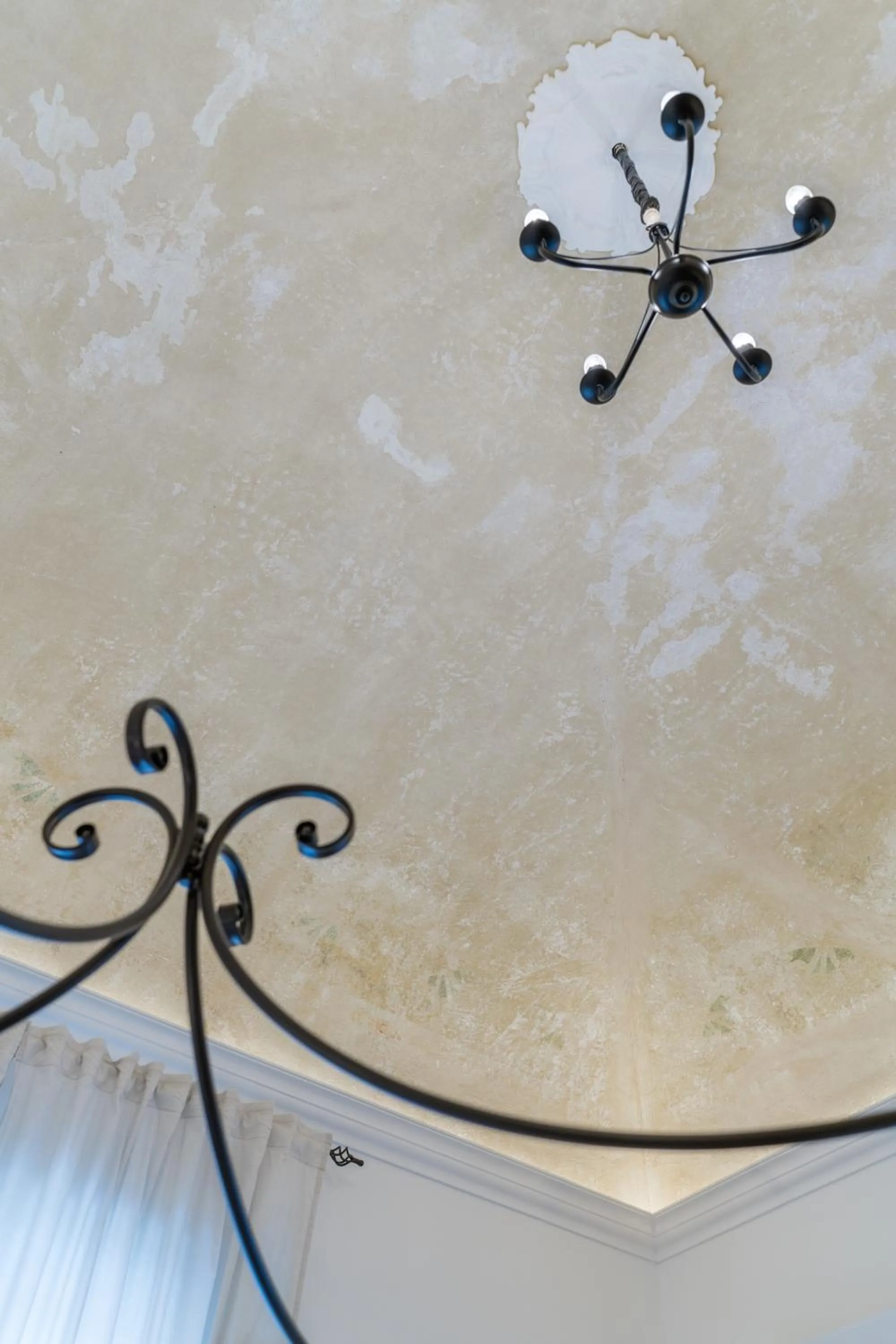 Decorative detail in Mama Tita Rooms and Breakfast