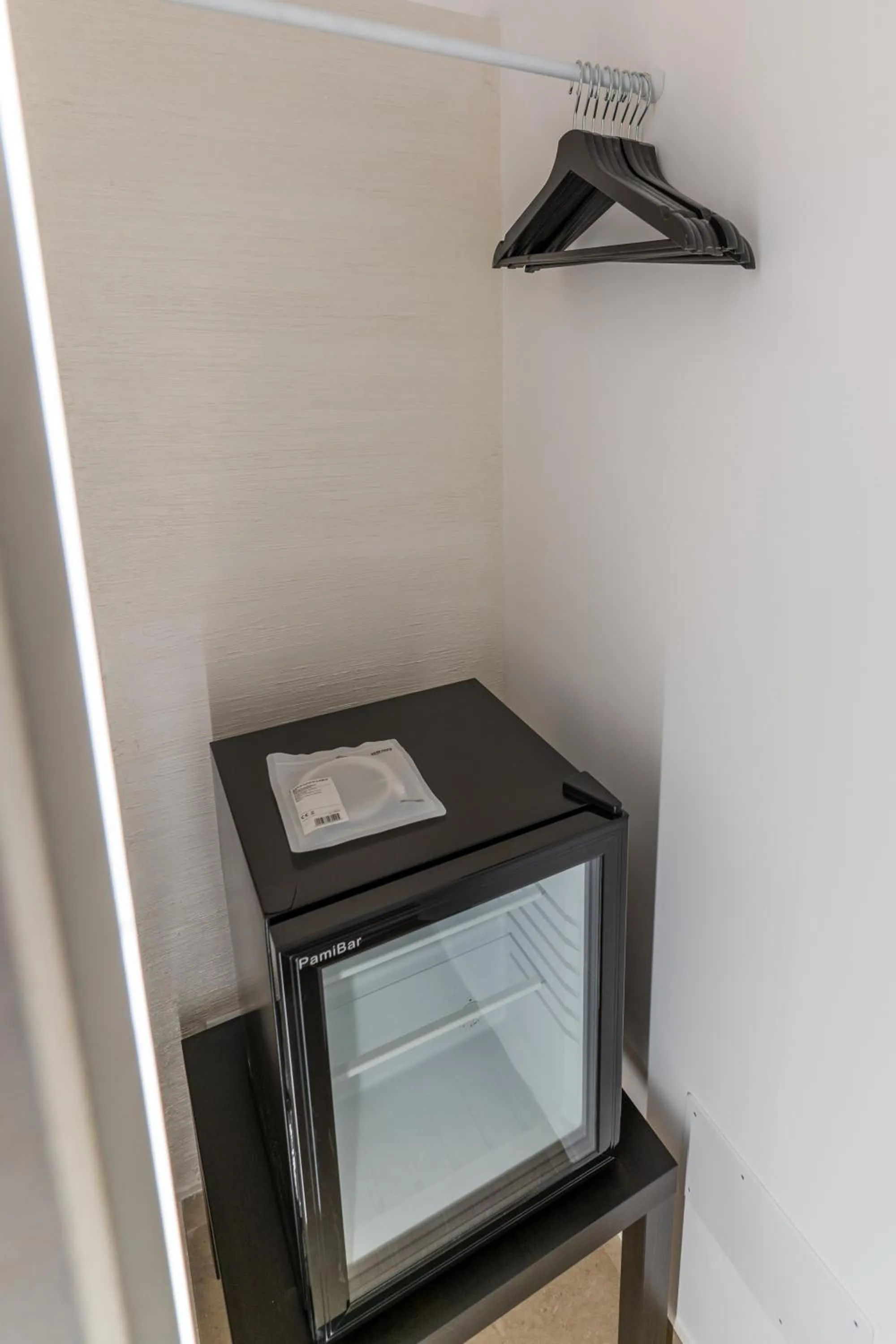 oven in Mama Tita Rooms and Breakfast