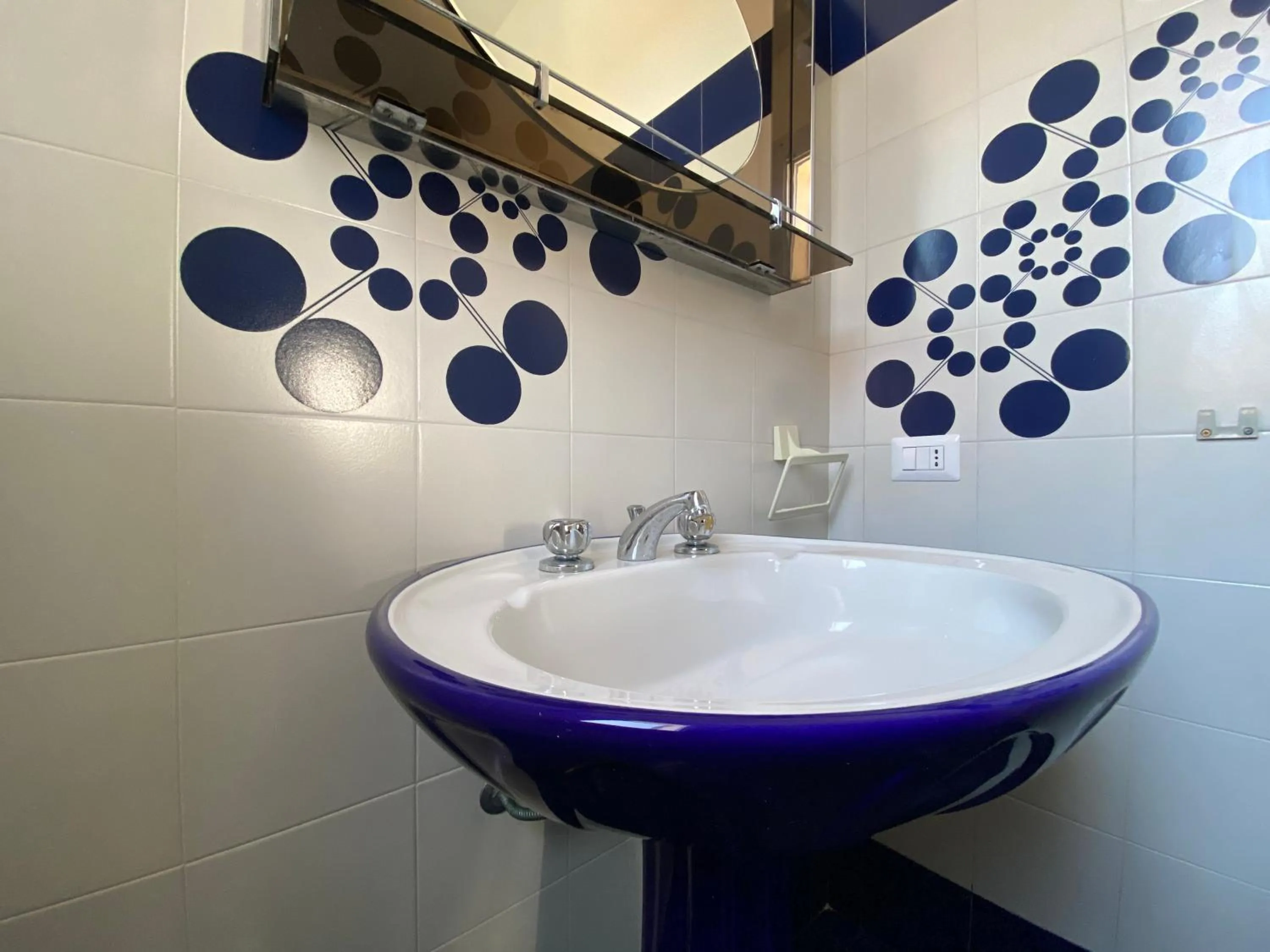 Bathroom in AFFITTACAMERE PIAZZA MAMELI