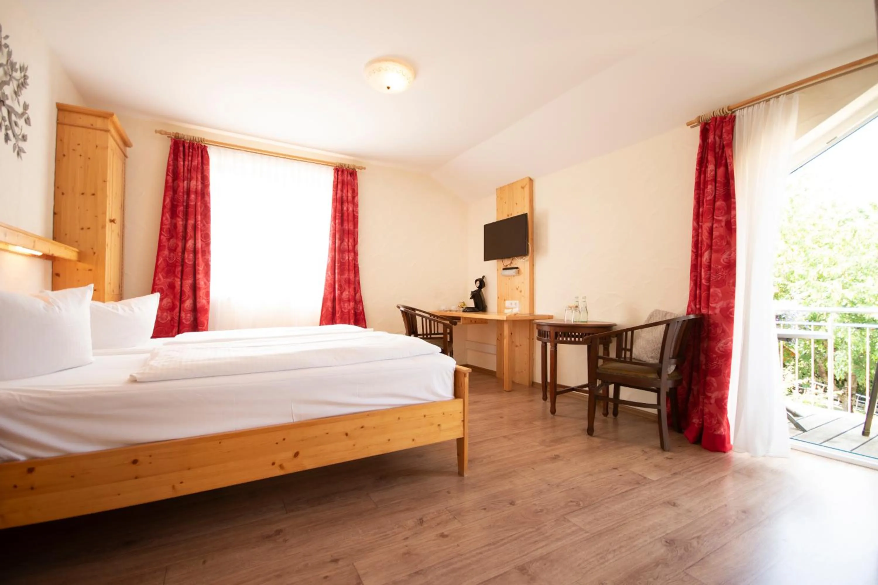 Bed in Brauers Landarthotel GmbH