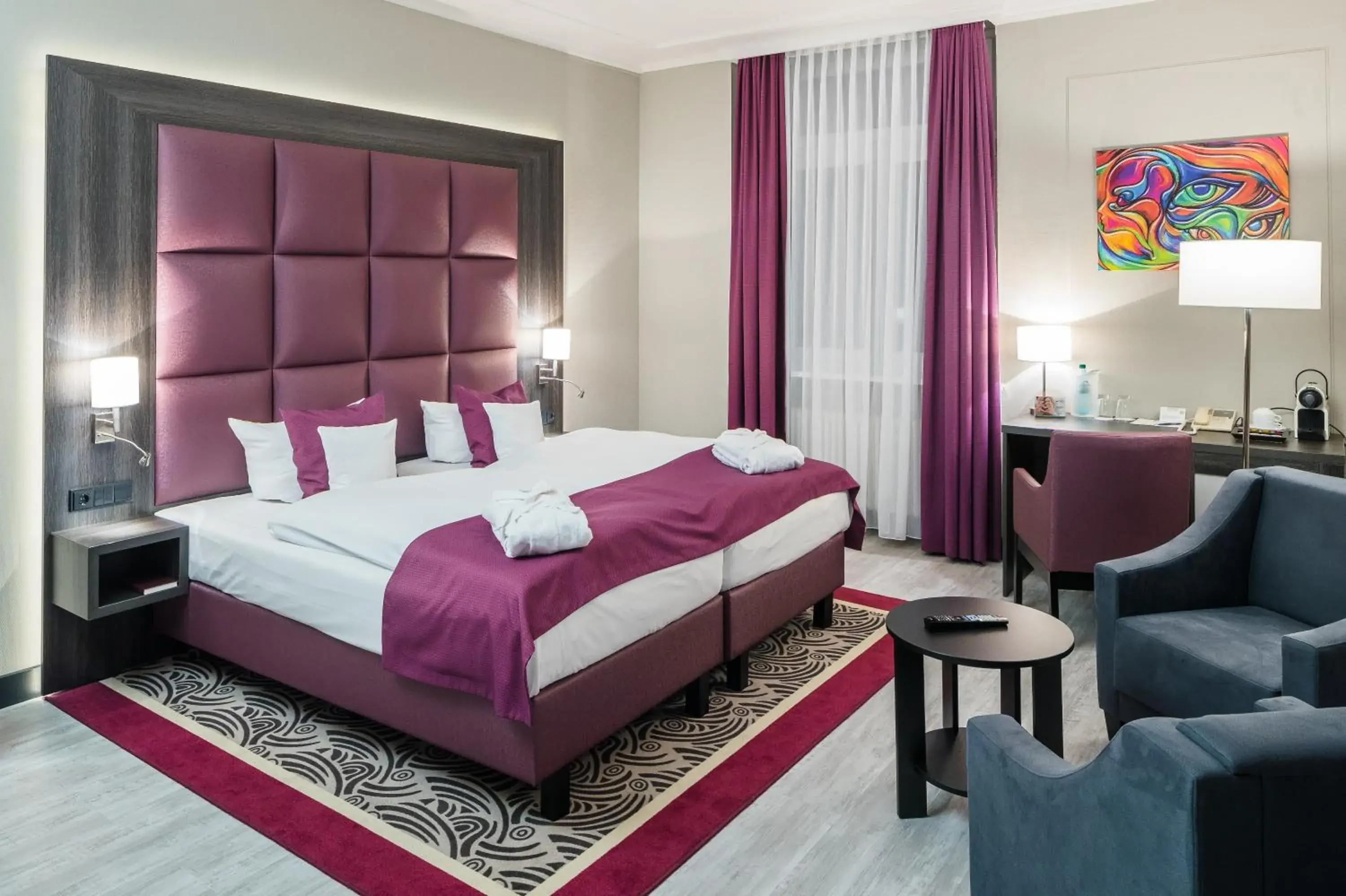 Photo of the whole room, Bed in Hotel Chemnitzer Hof Photo of the whole room, Bed in Hotel Chemnitzer Hof