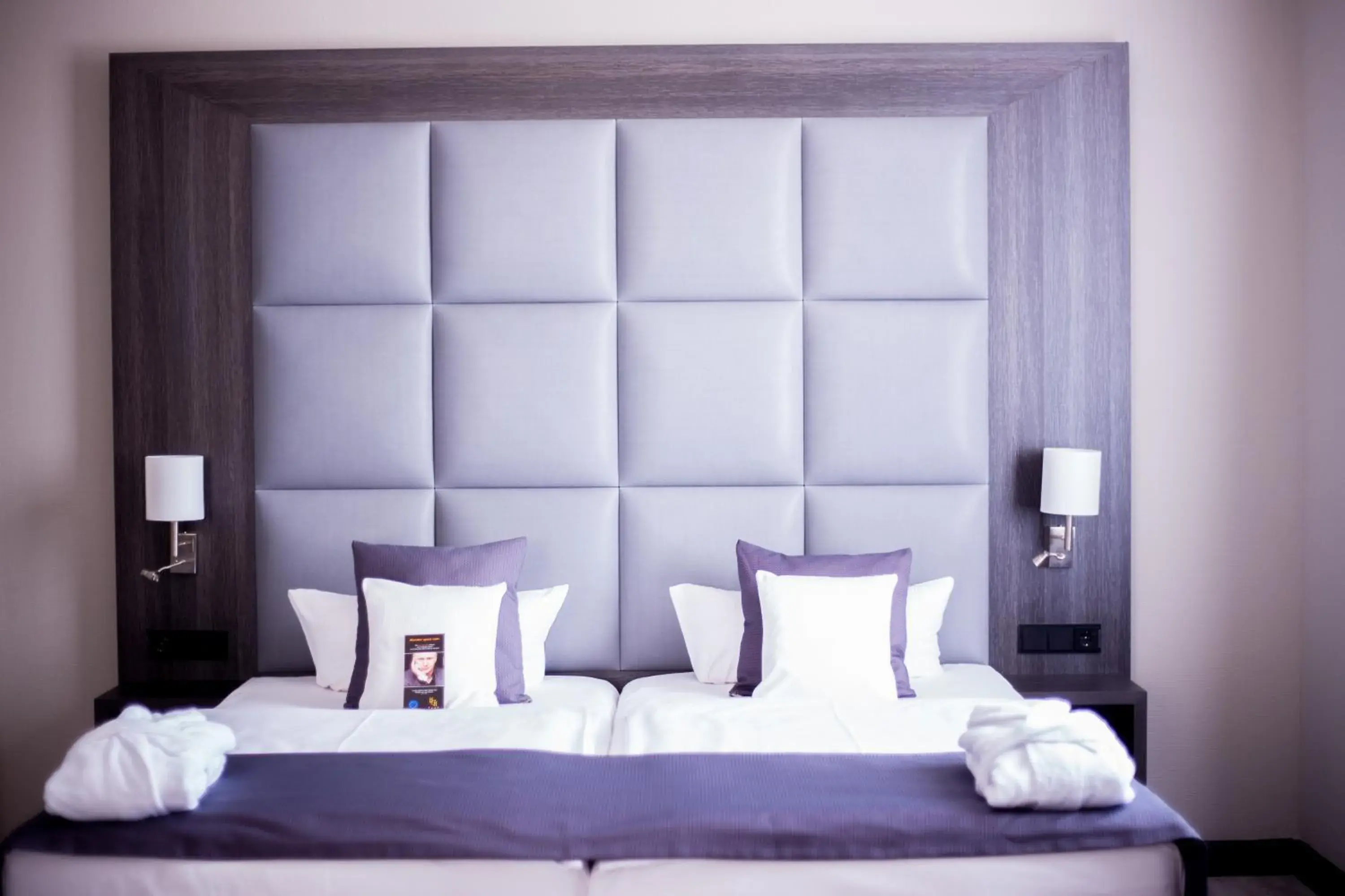 Bed in Hotel Chemnitzer Hof Bed in Hotel Chemnitzer Hof