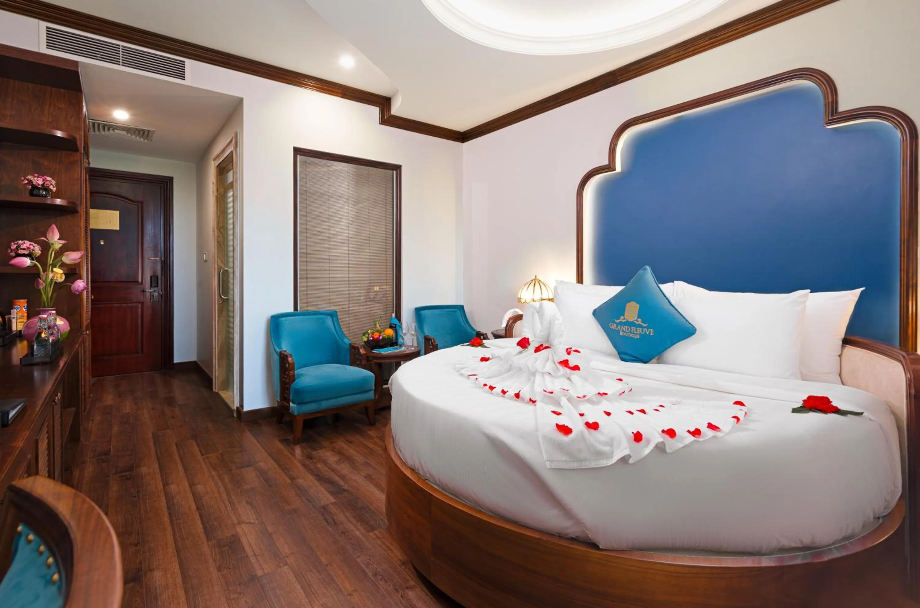 Bed in Grand Fleuve Boutique