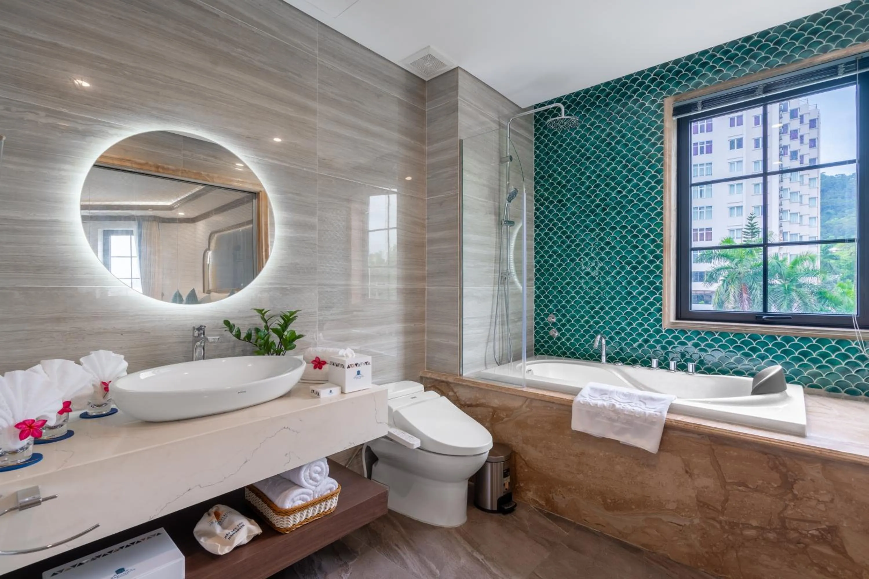 Toilet in Grand Fleuve Boutique