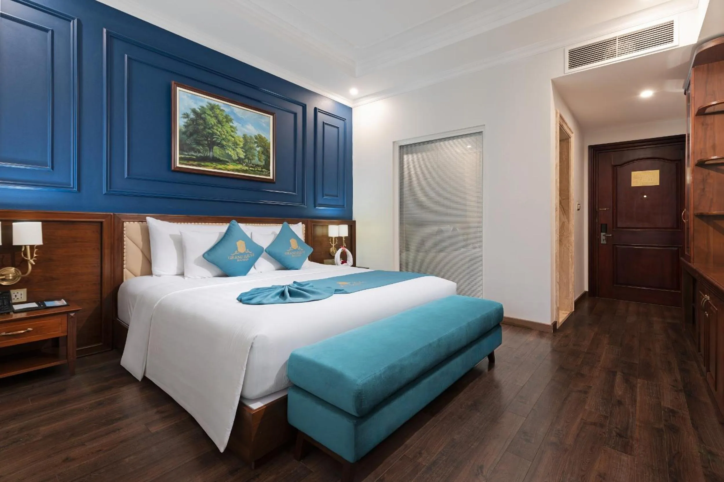 Bed in Grand Fleuve Boutique