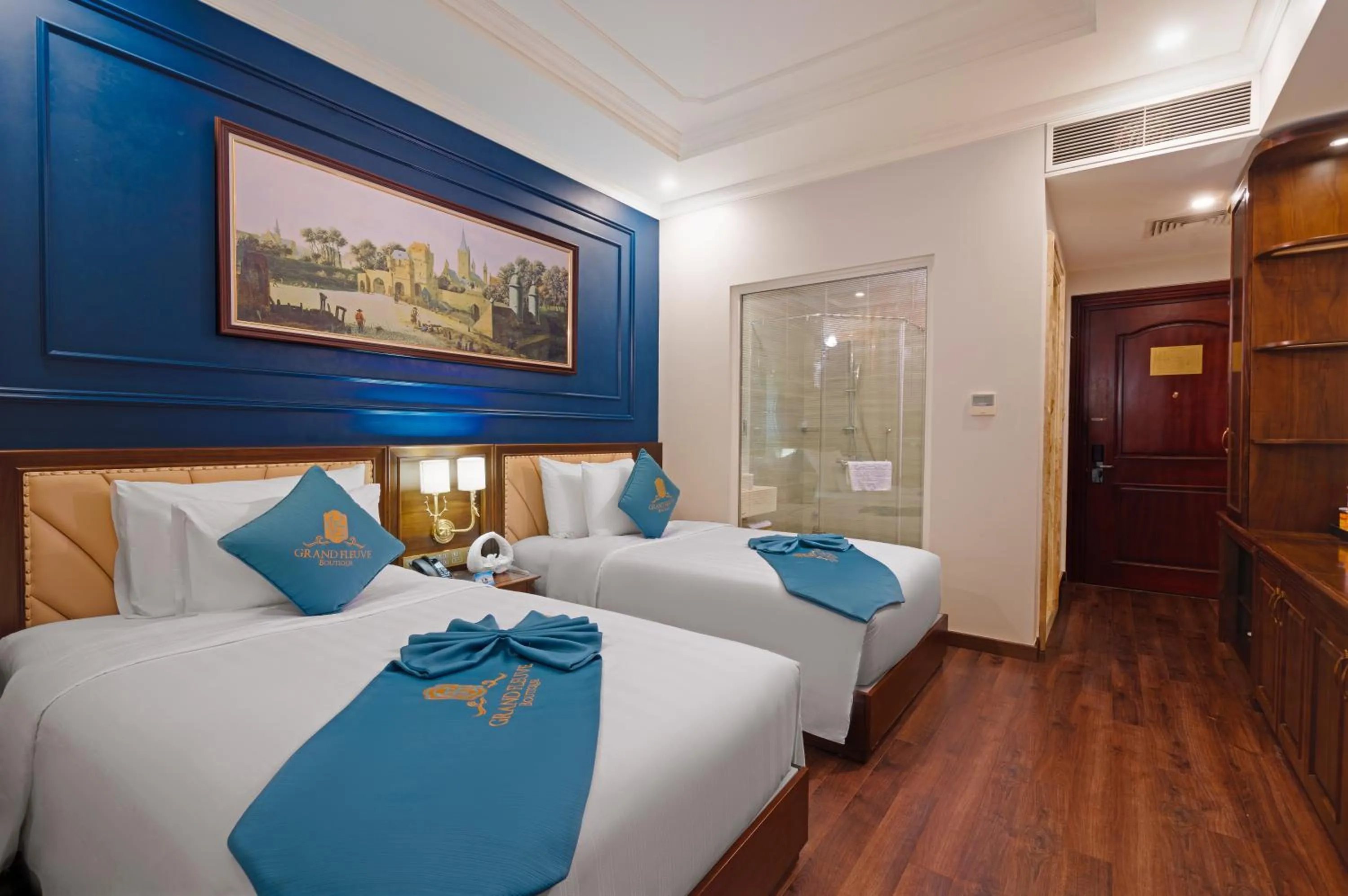 Bed in Grand Fleuve Boutique