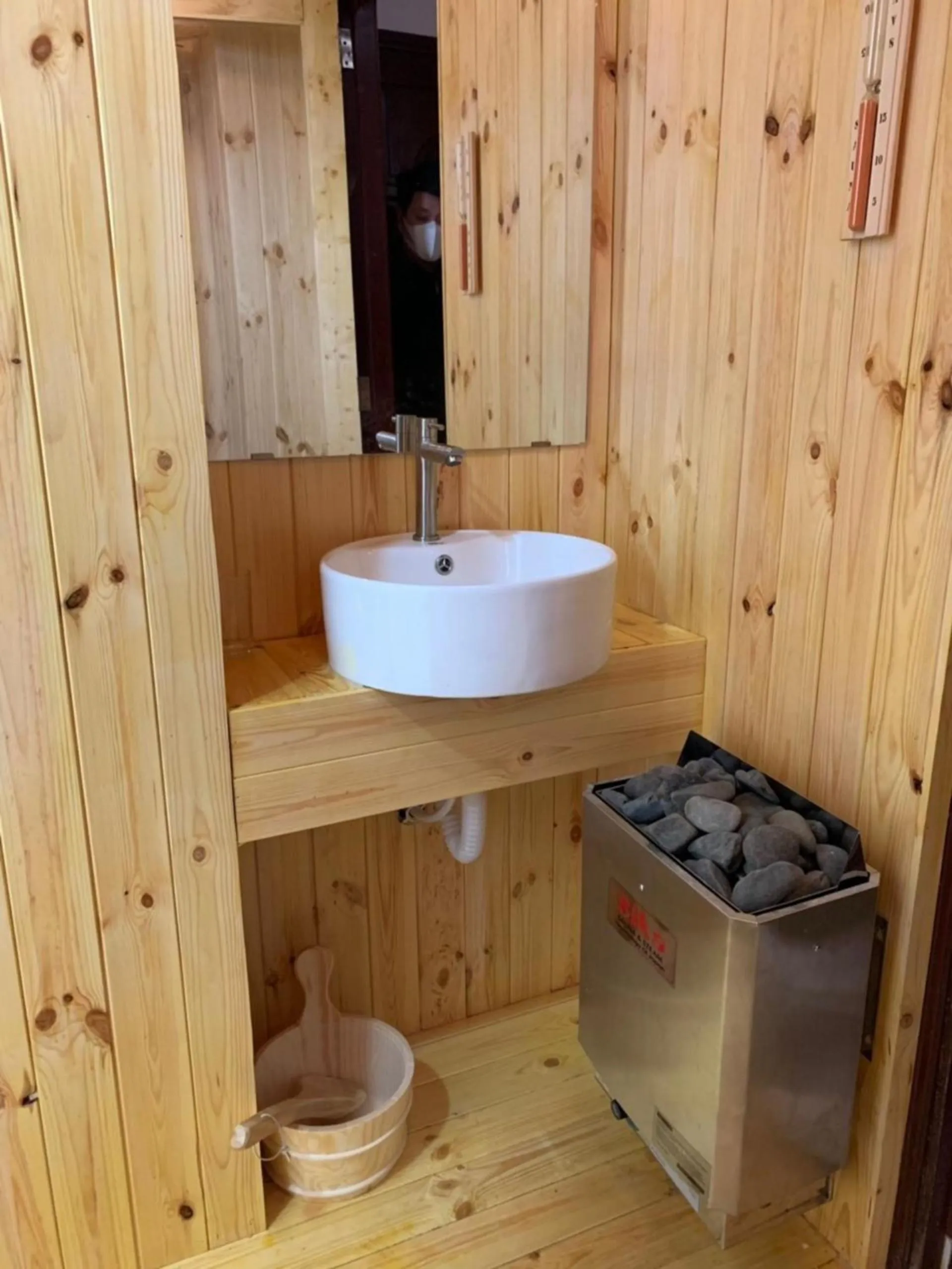 Bathroom in Quynh Huong Hotel