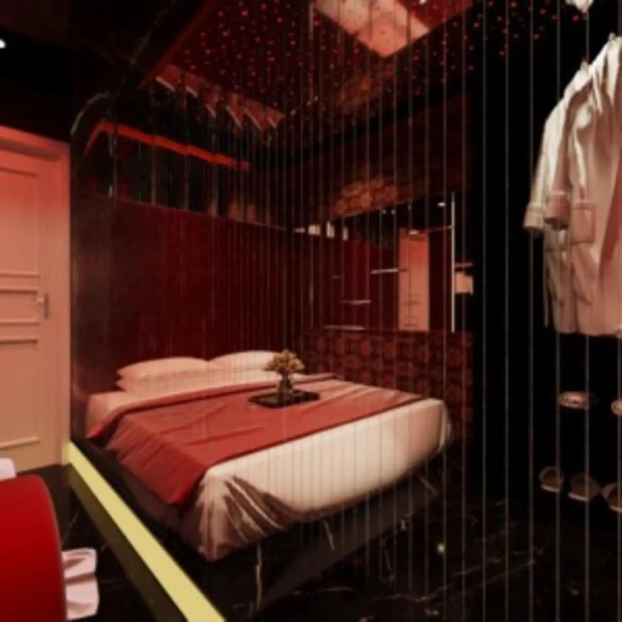 Property building in Quynh Huong Hotel Property building in Quynh Huong Hotel