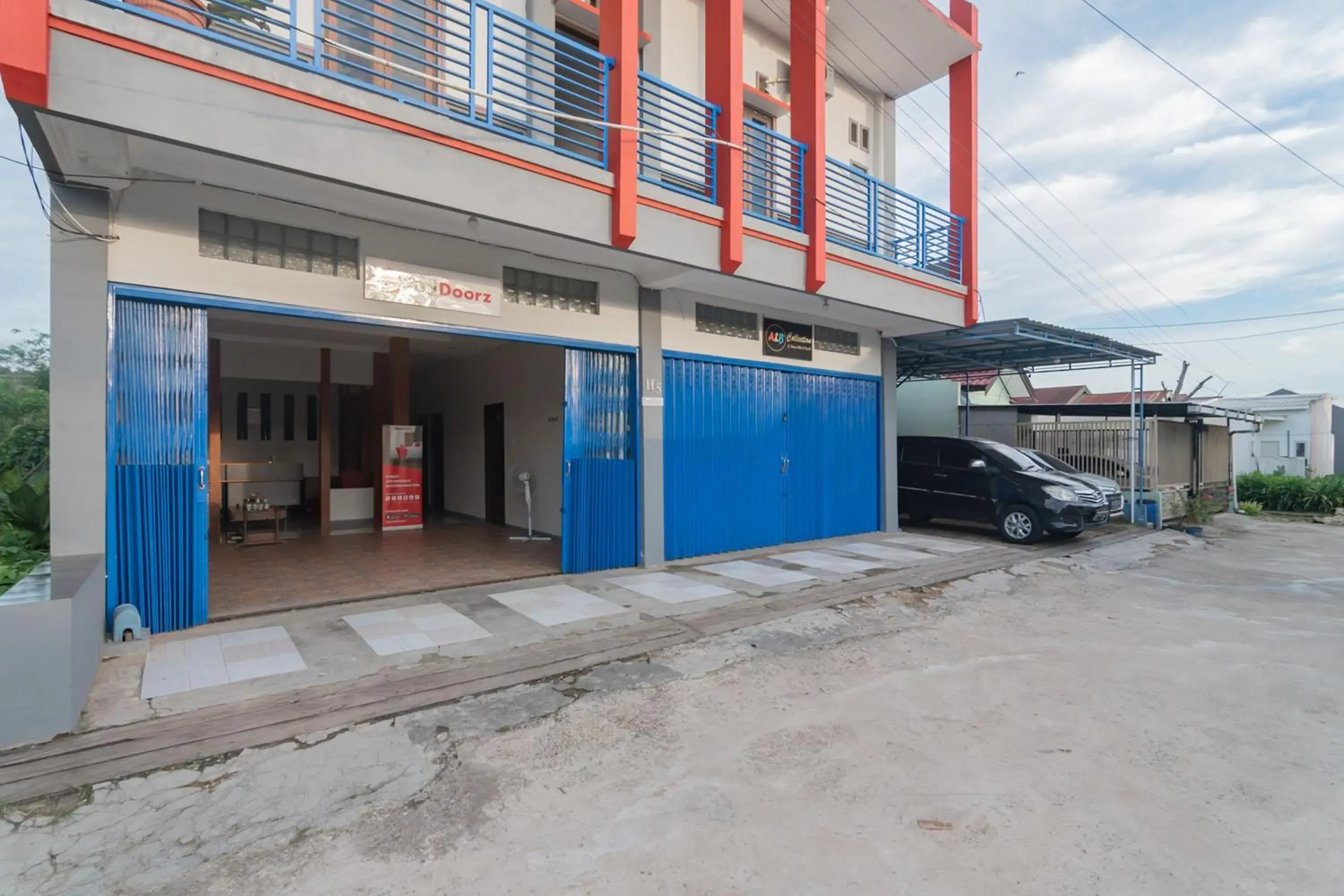 Property building in RedDoorz Syariah near Jalan Jakarta Samarinda Property building in RedDoorz Syariah near Jalan Jakarta Samarinda