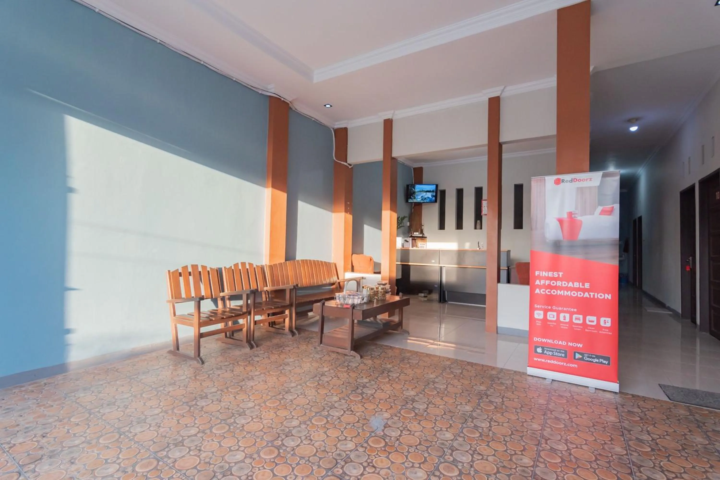 Living room in RedDoorz Syariah near Jalan Jakarta Samarinda