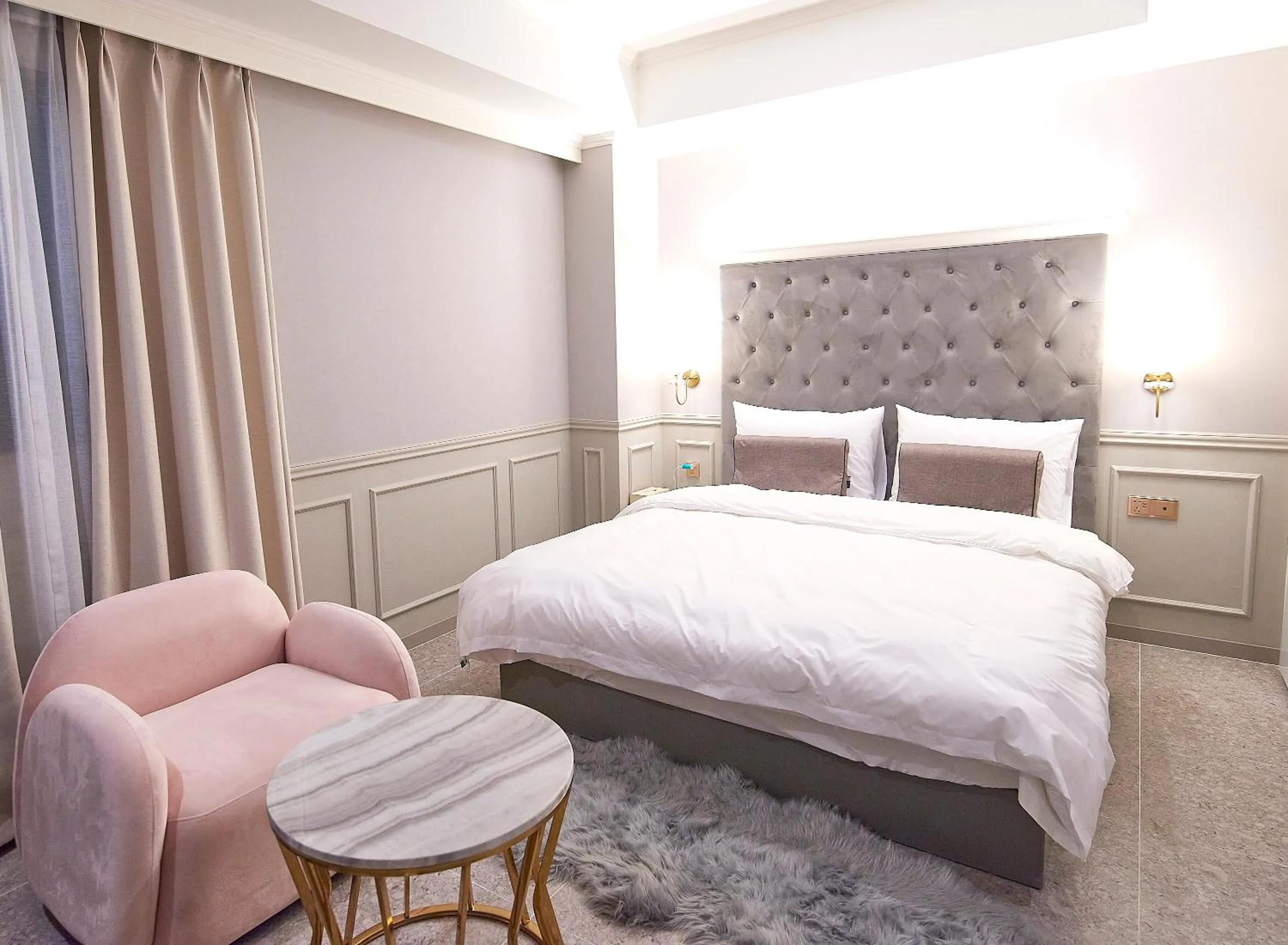 Bed in 사직 덴바스타 시그니처 호텔