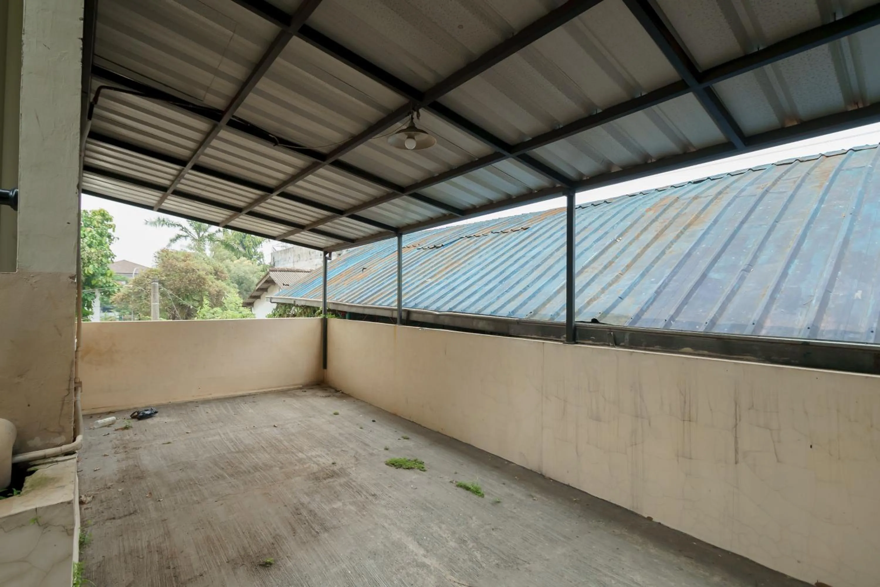 KoolKost Syariah near Kampus Utama Universitas Budi Luhur