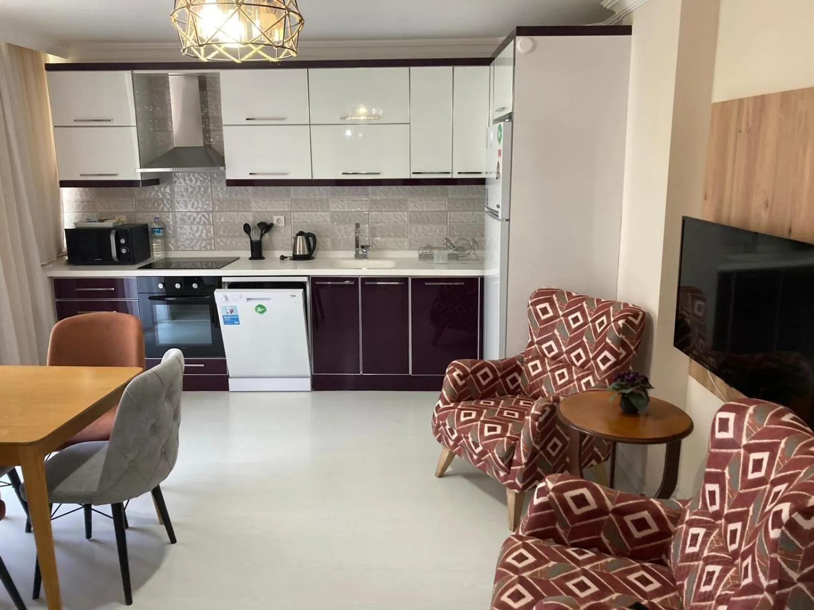 Kitchen or kitchenette in Alfa Apart Hotel