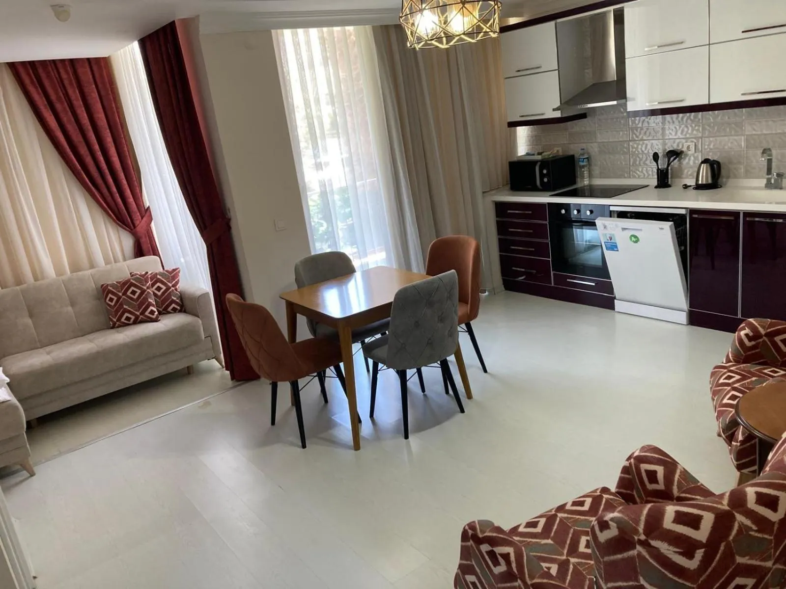 Kitchen or kitchenette in Alfa Apart Hotel