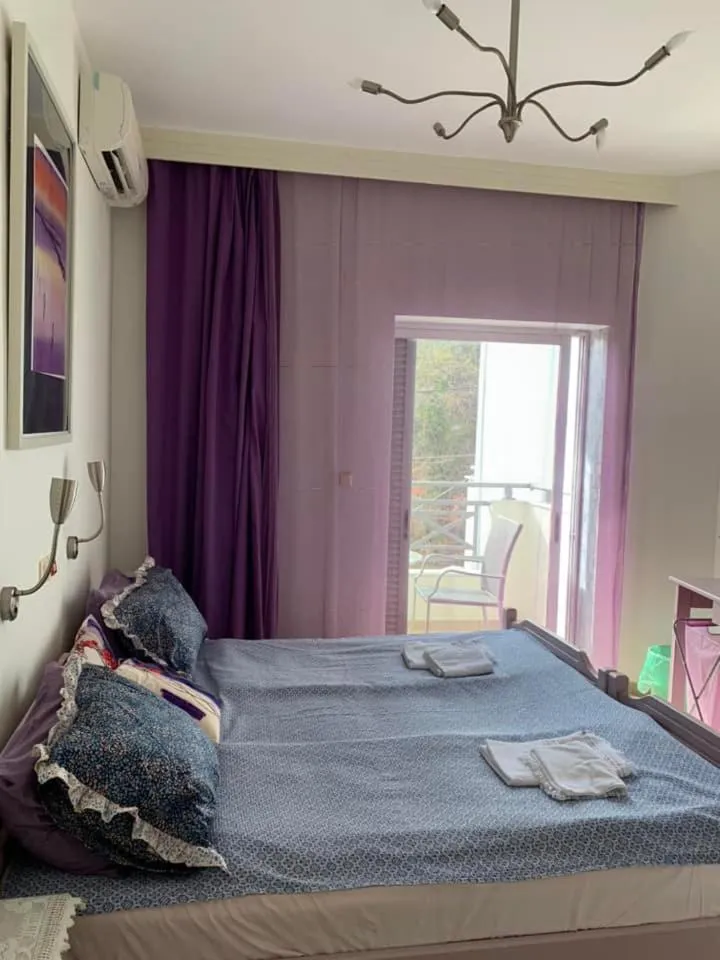 Bed in Hotel Villa Anais