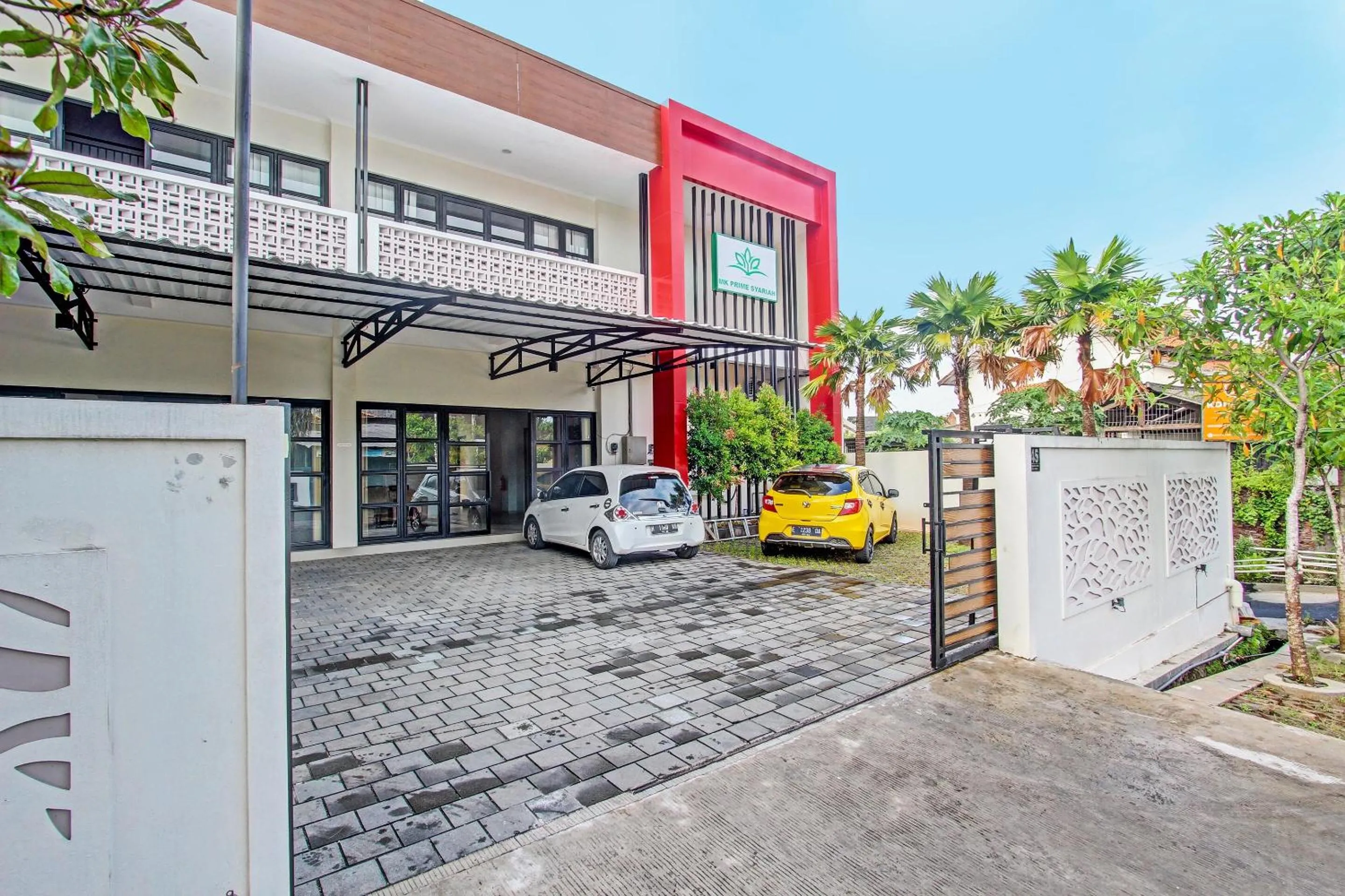 Facade/entrance in Capital O 91377 Mk Prime Syariah