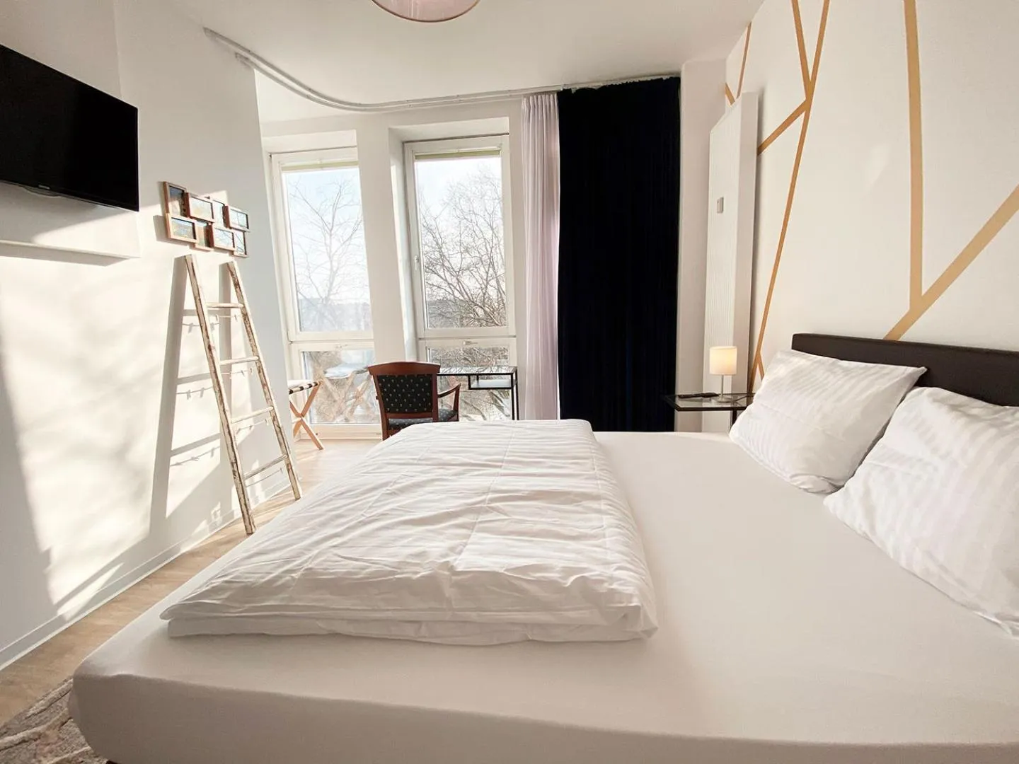 Photo of the whole room, Bed in Kangarooms - Schlachte Weserpromenade