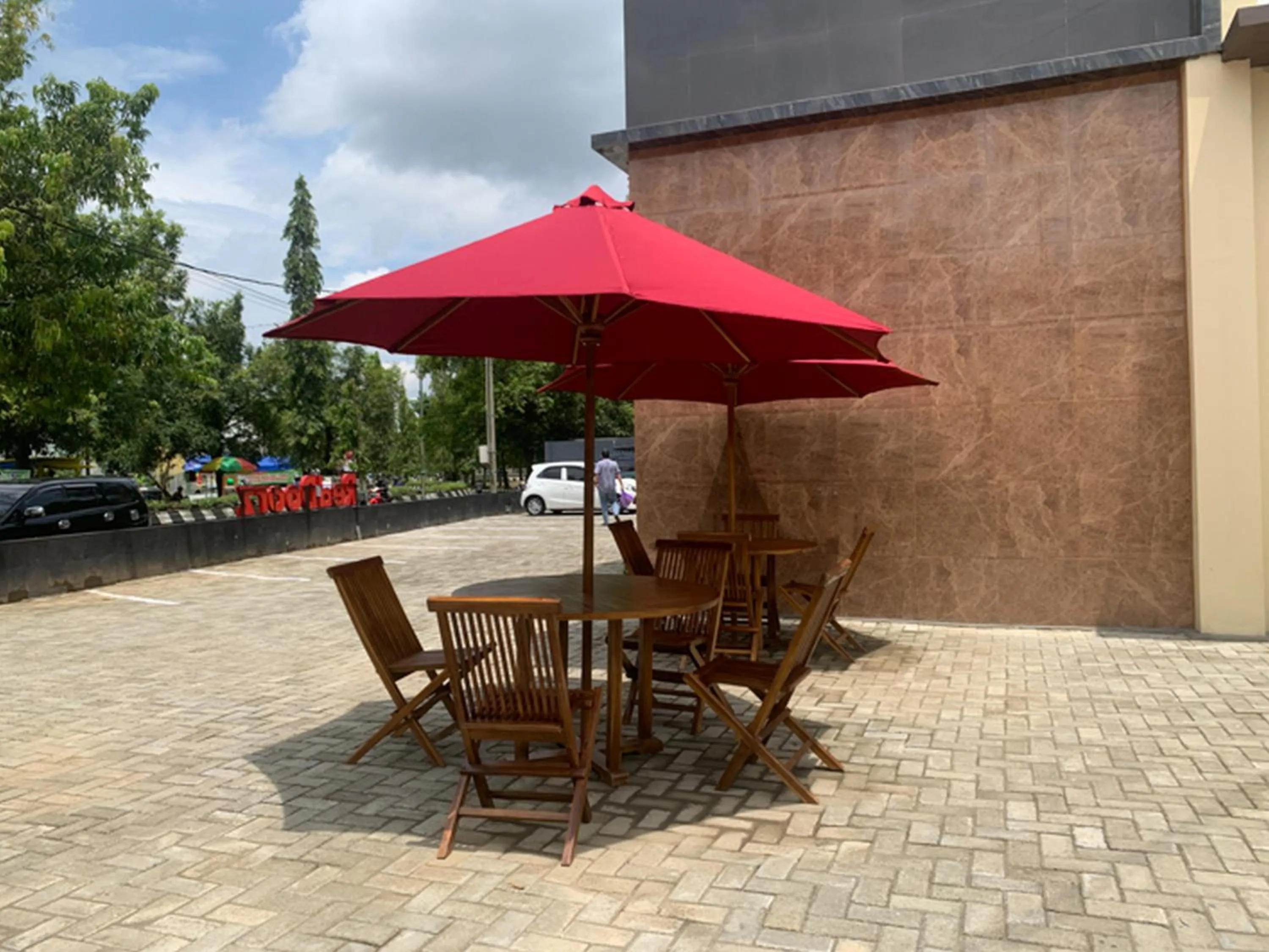 RedDoorz near Alun Alun Purbalingga