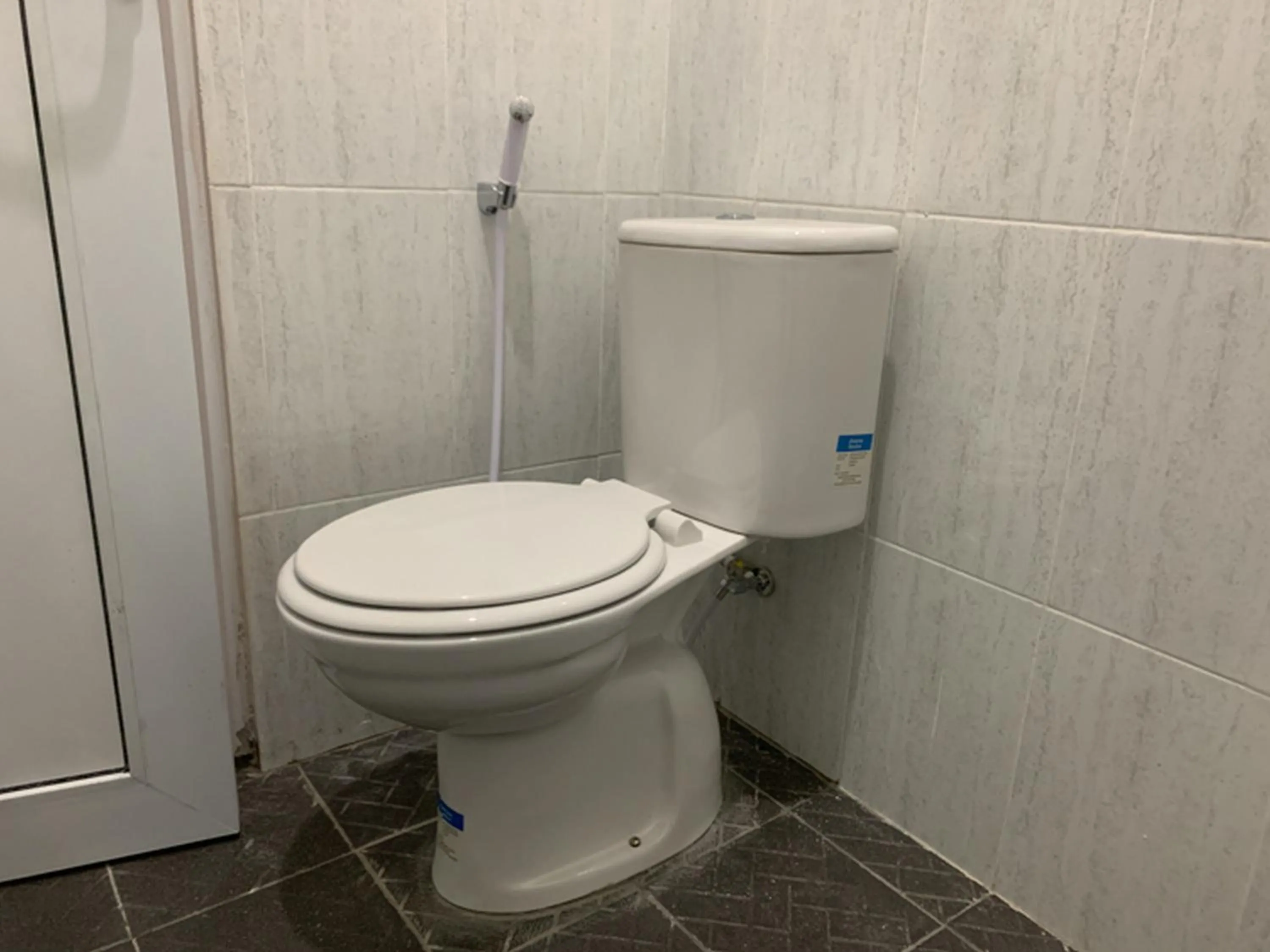 Bathroom in RedDoorz near Alun Alun Purbalingga