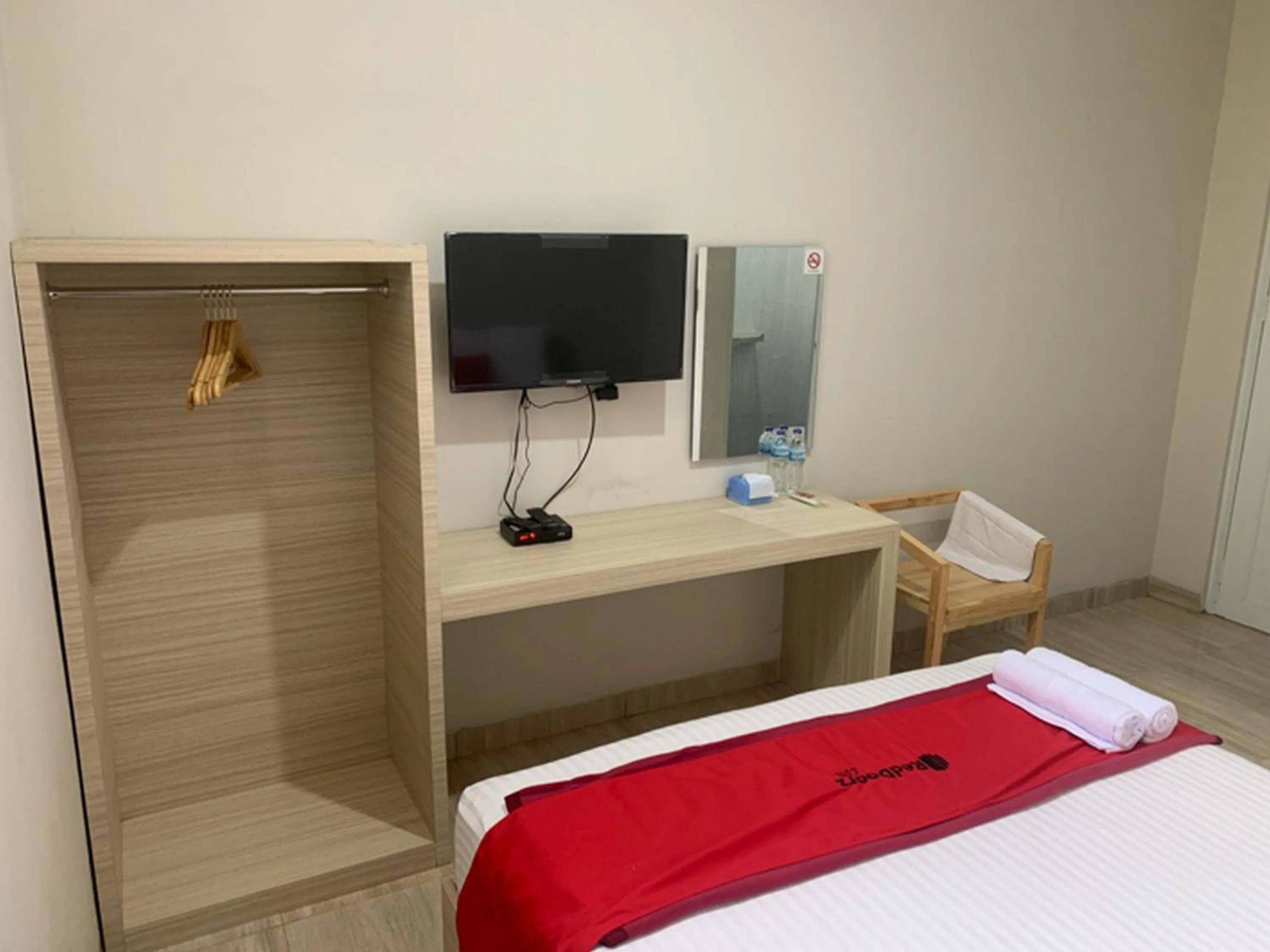 Bed in RedDoorz near Alun Alun Purbalingga