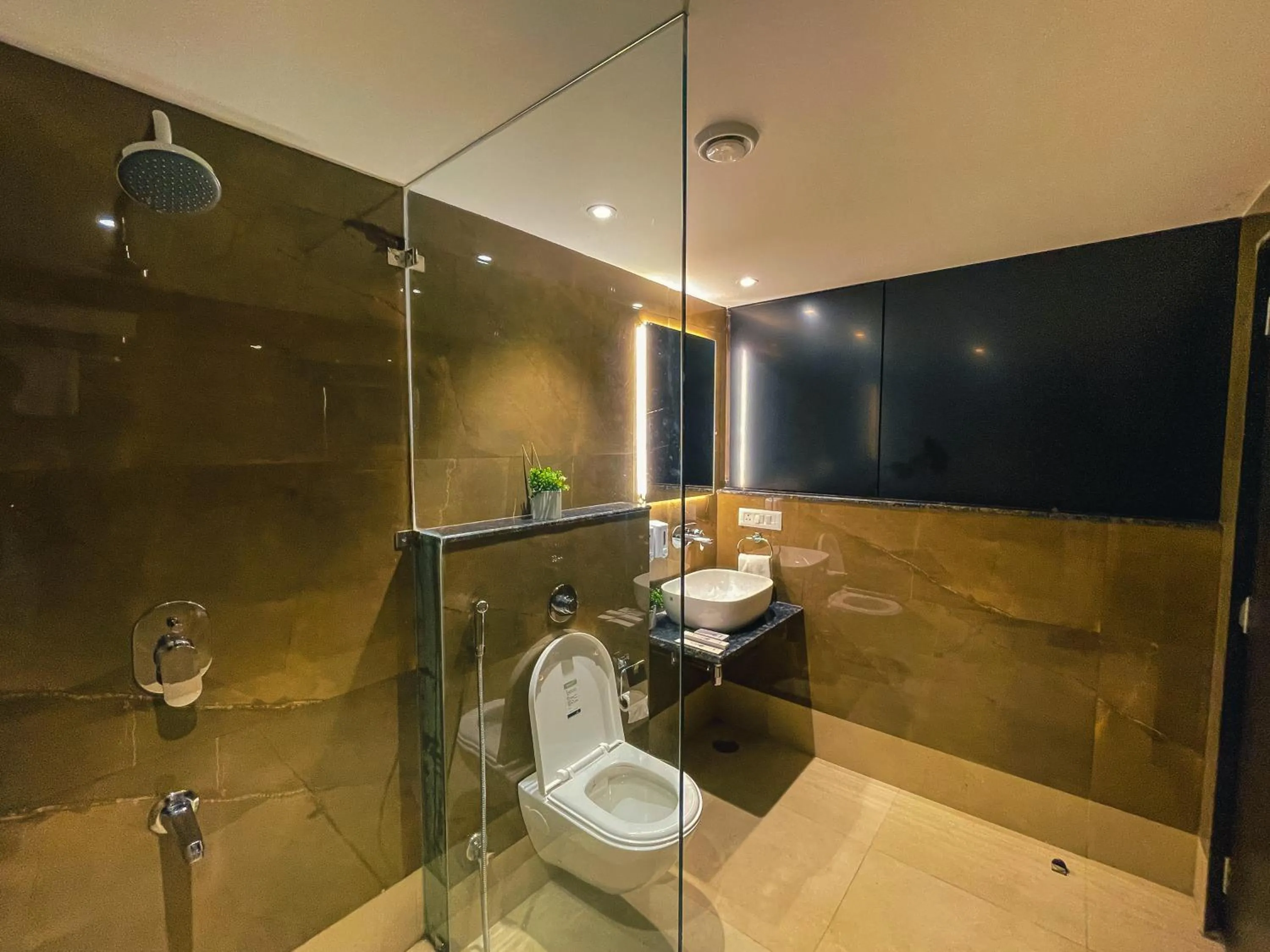 Bathroom in Jardin Hotels