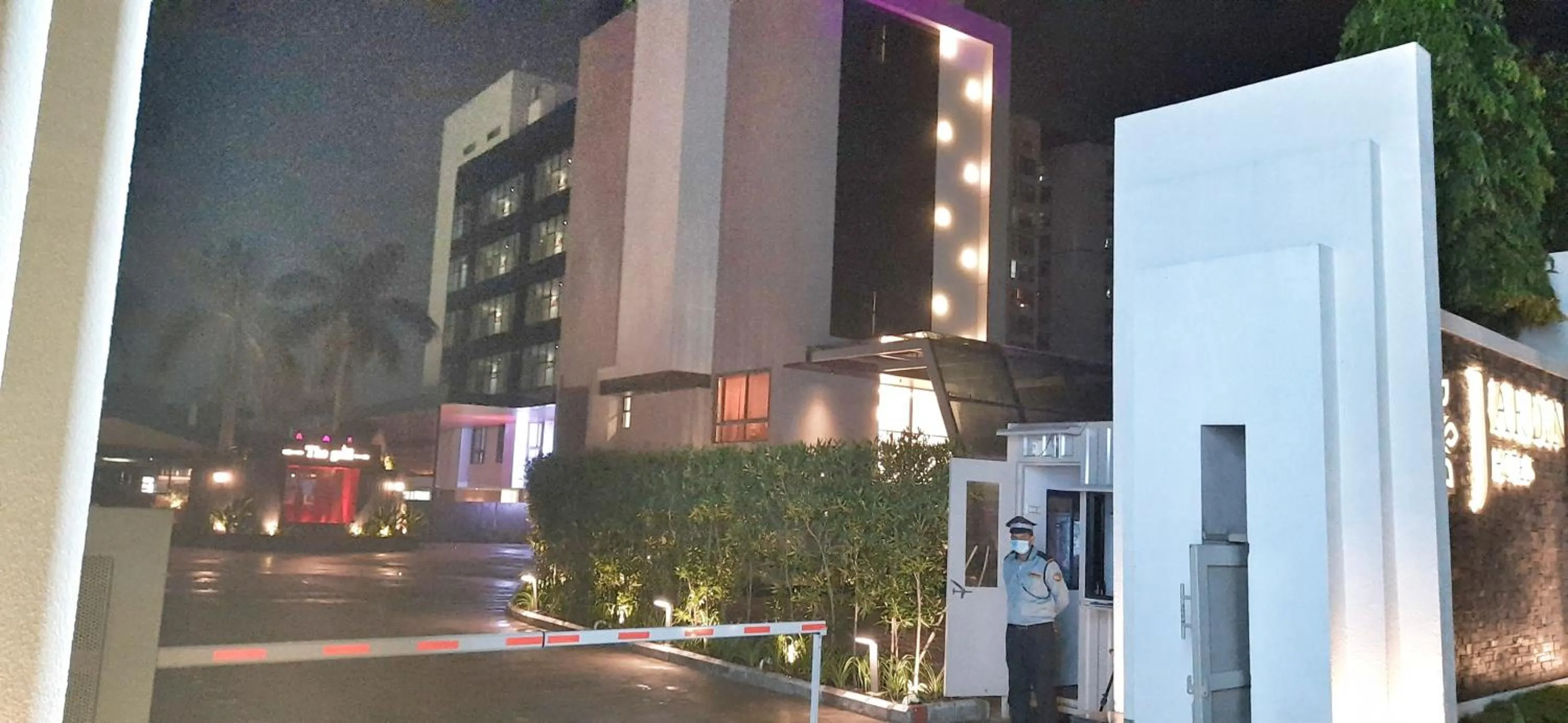 Facade/entrance in Jardin Hotels