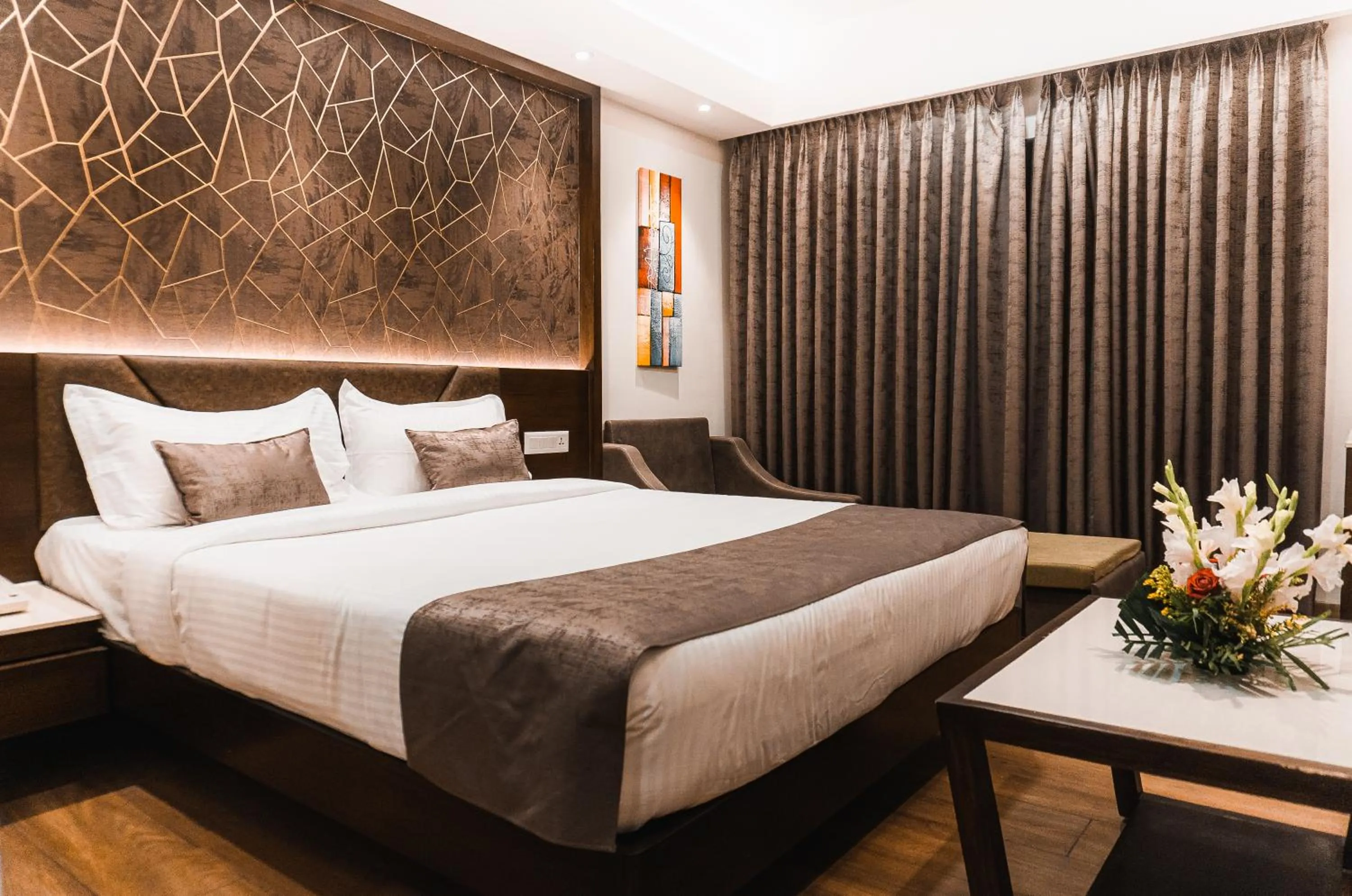 Bedroom, Bed in Jardin Hotels