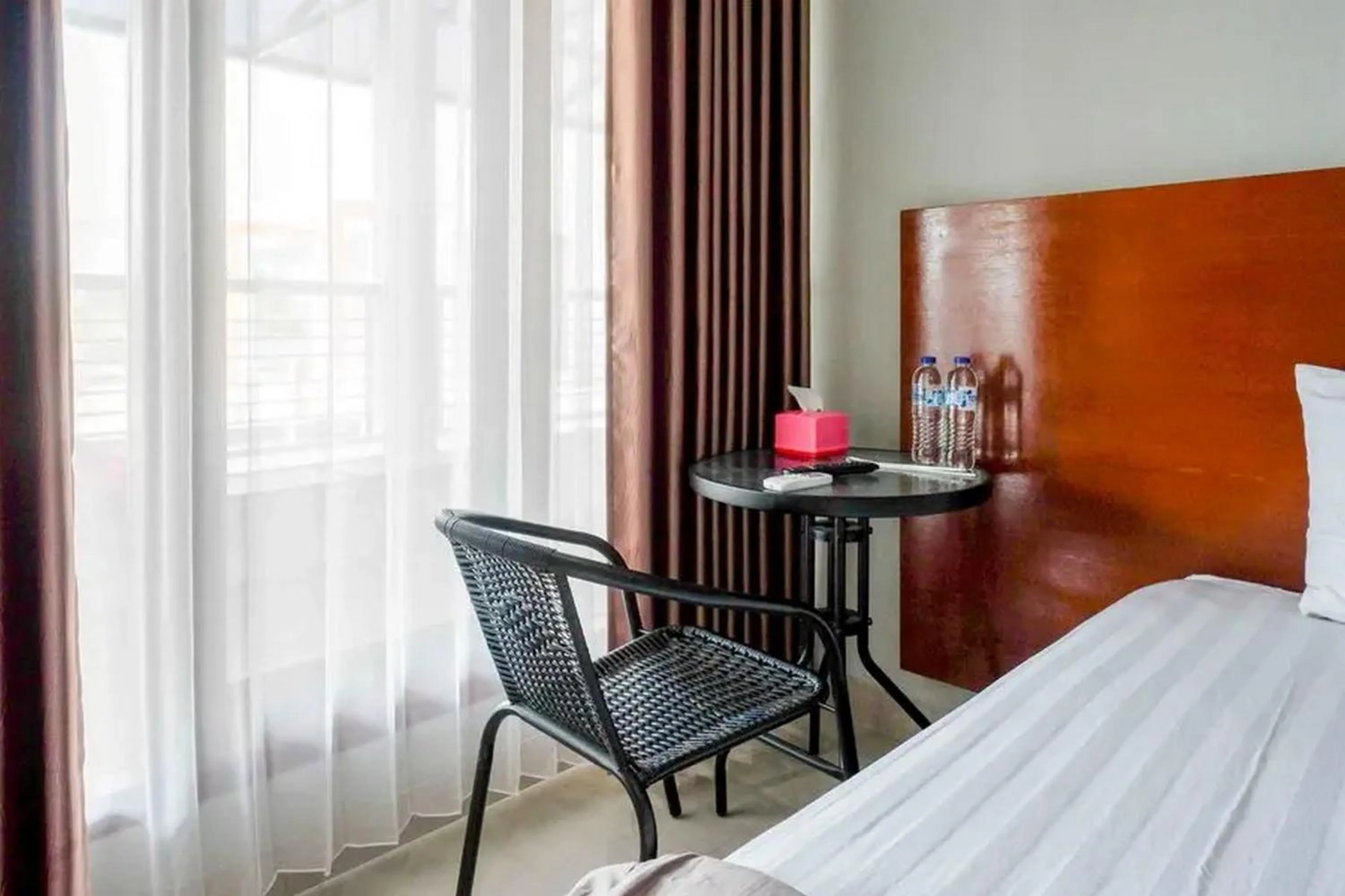 Bedroom, Bed in Reddoorz near Stadion Kridosono Blora