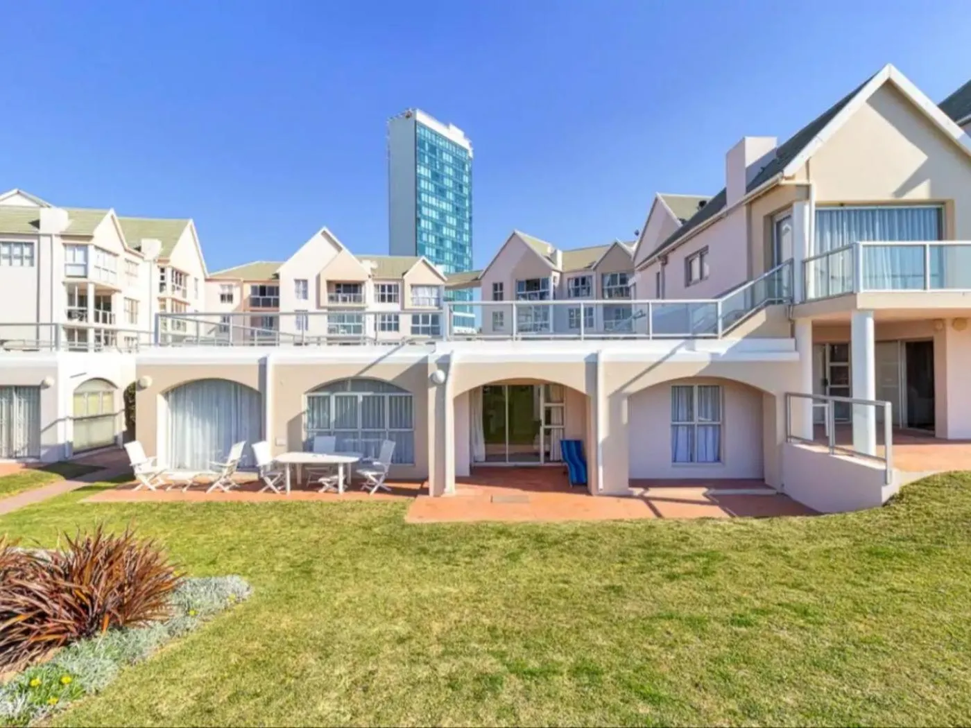 Property building in Summerseas Units