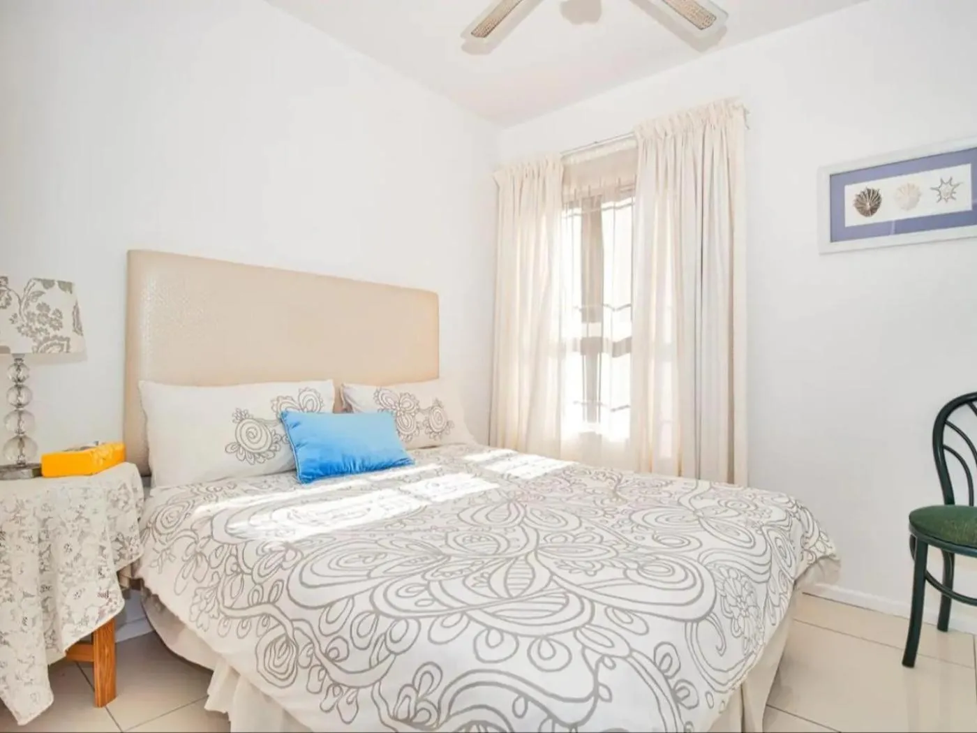 Bed in Summerseas Units