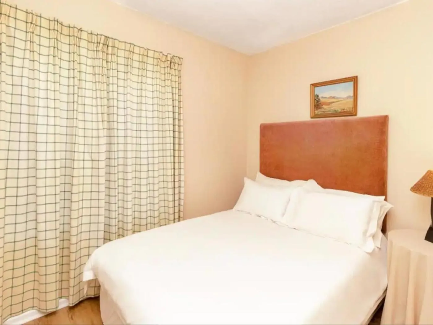 Bed in Summerseas Units