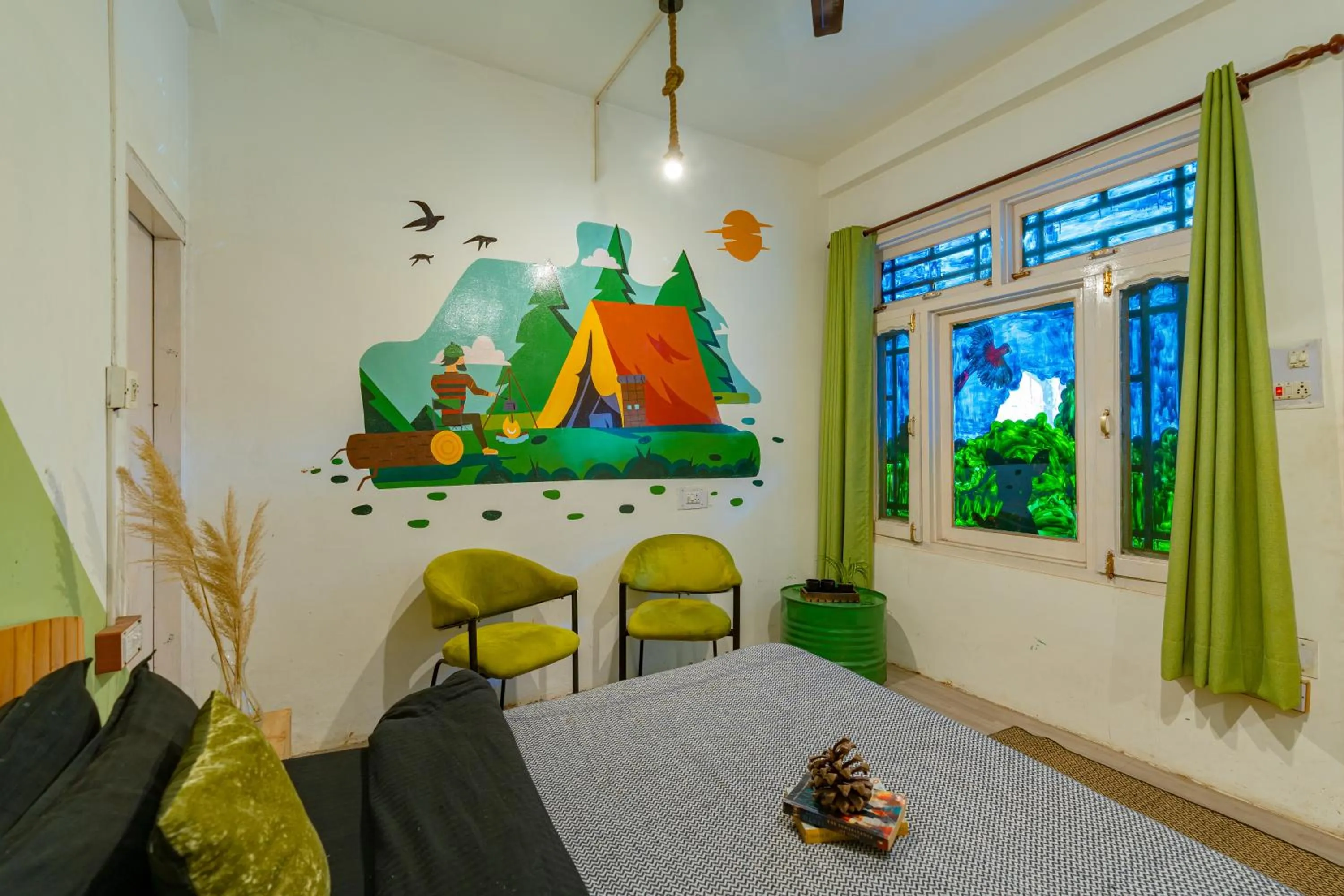 Photo of the whole room in Jungle Hostel by Whoopers