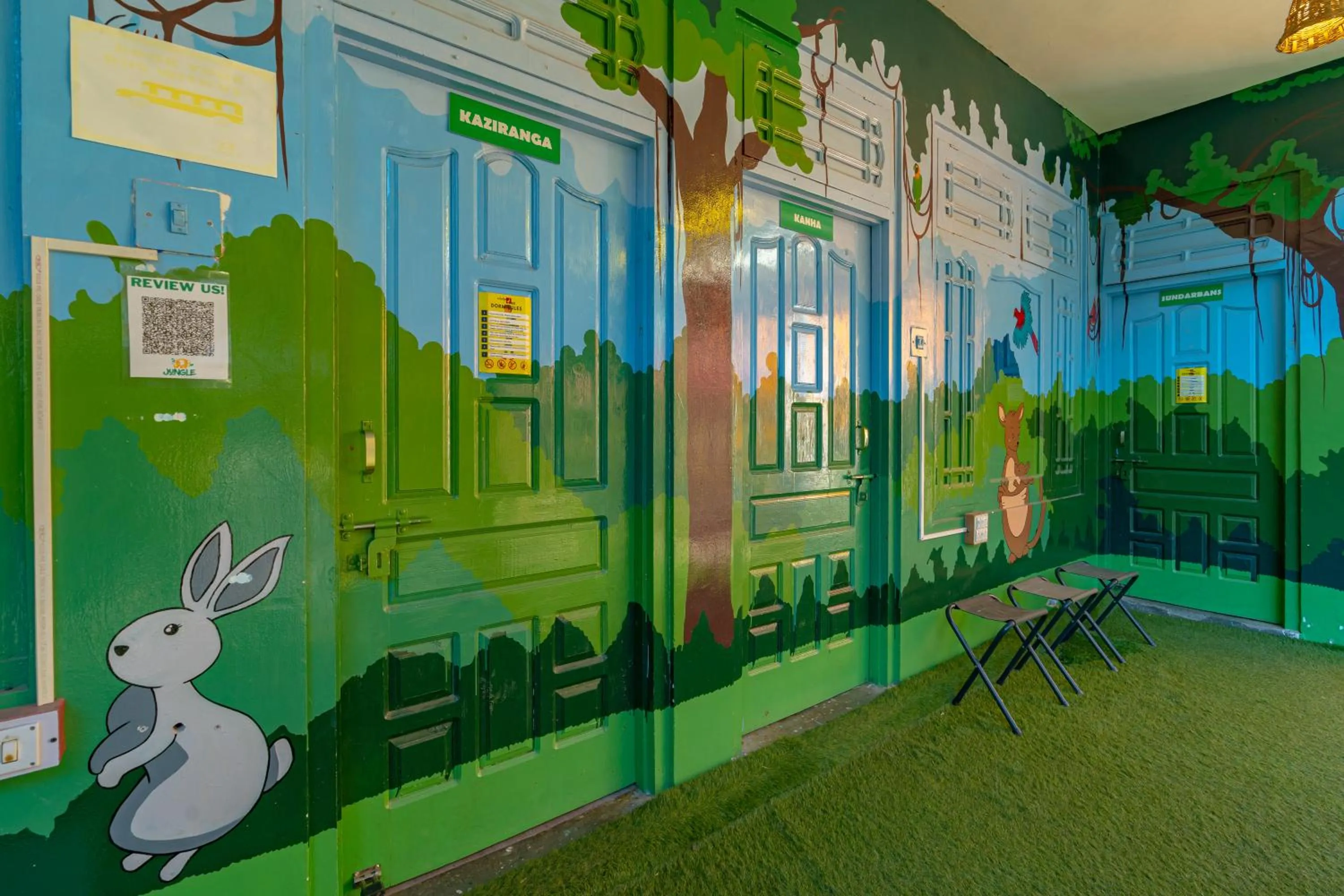 Property building in Jungle Hostel by Whoopers