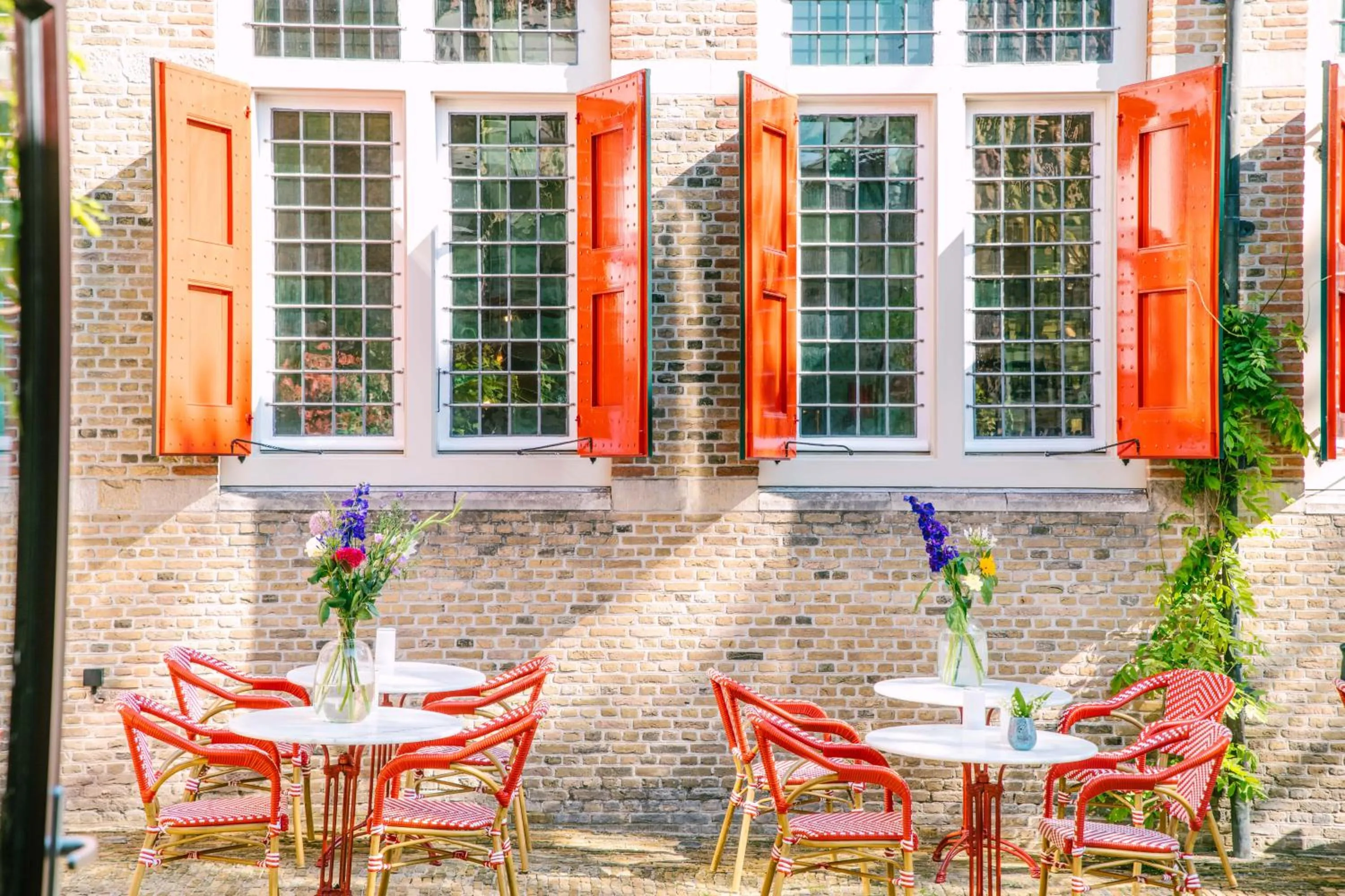 Garden in Relais & Châteaux Weeshuis Gouda