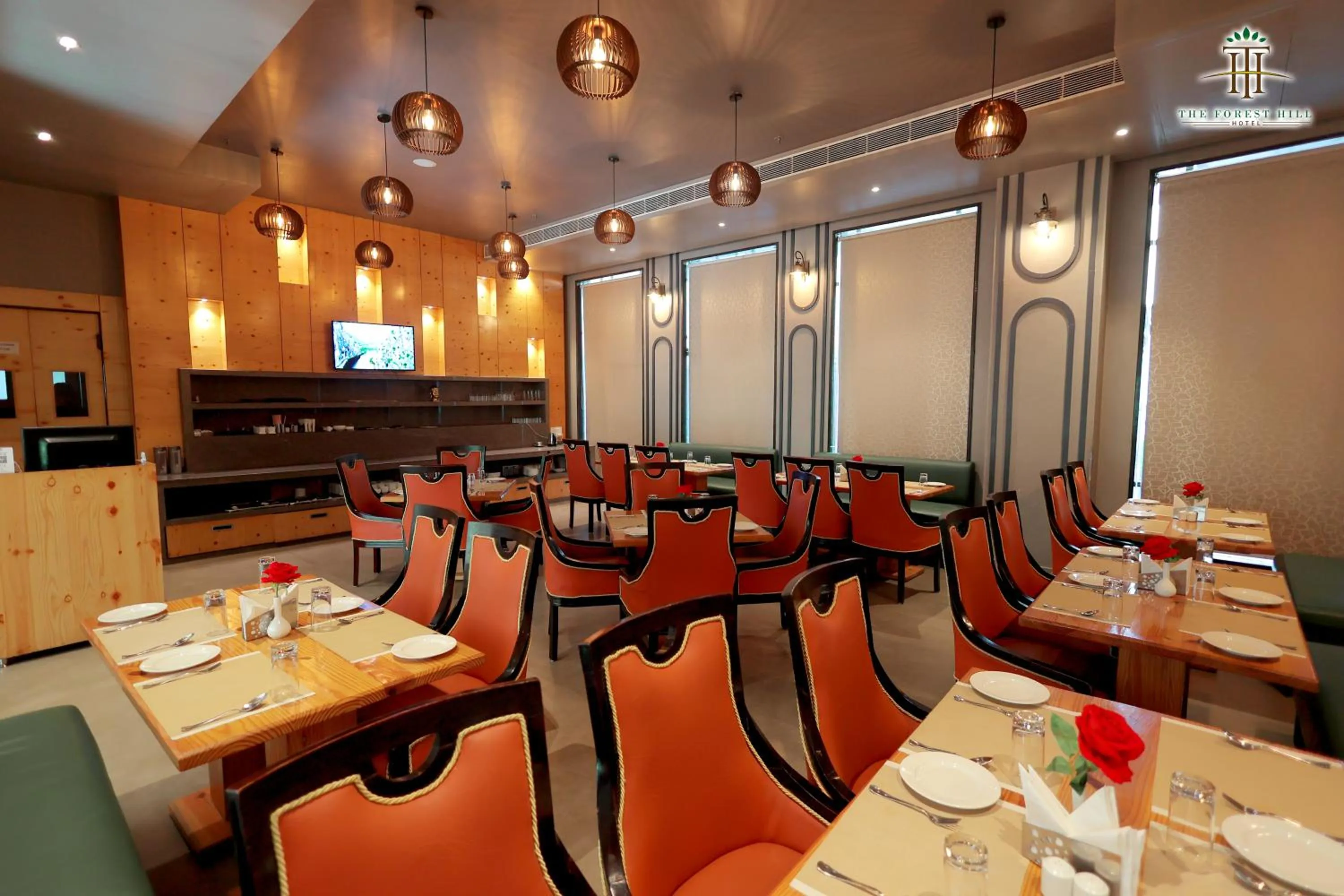 Restaurant/places to eat in The Forest Hill Hotel