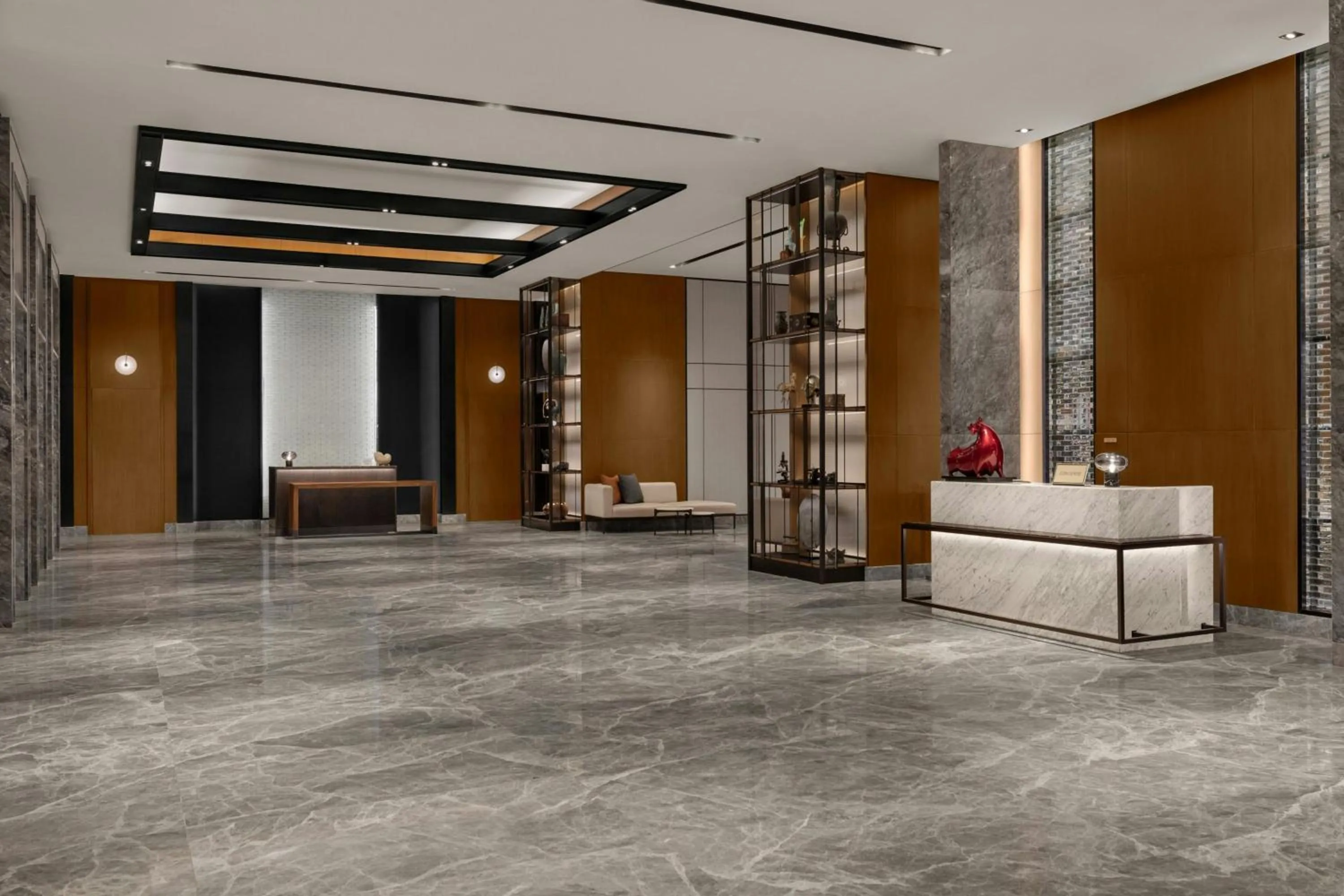 Lobby or reception in Sheraton Manila Bay