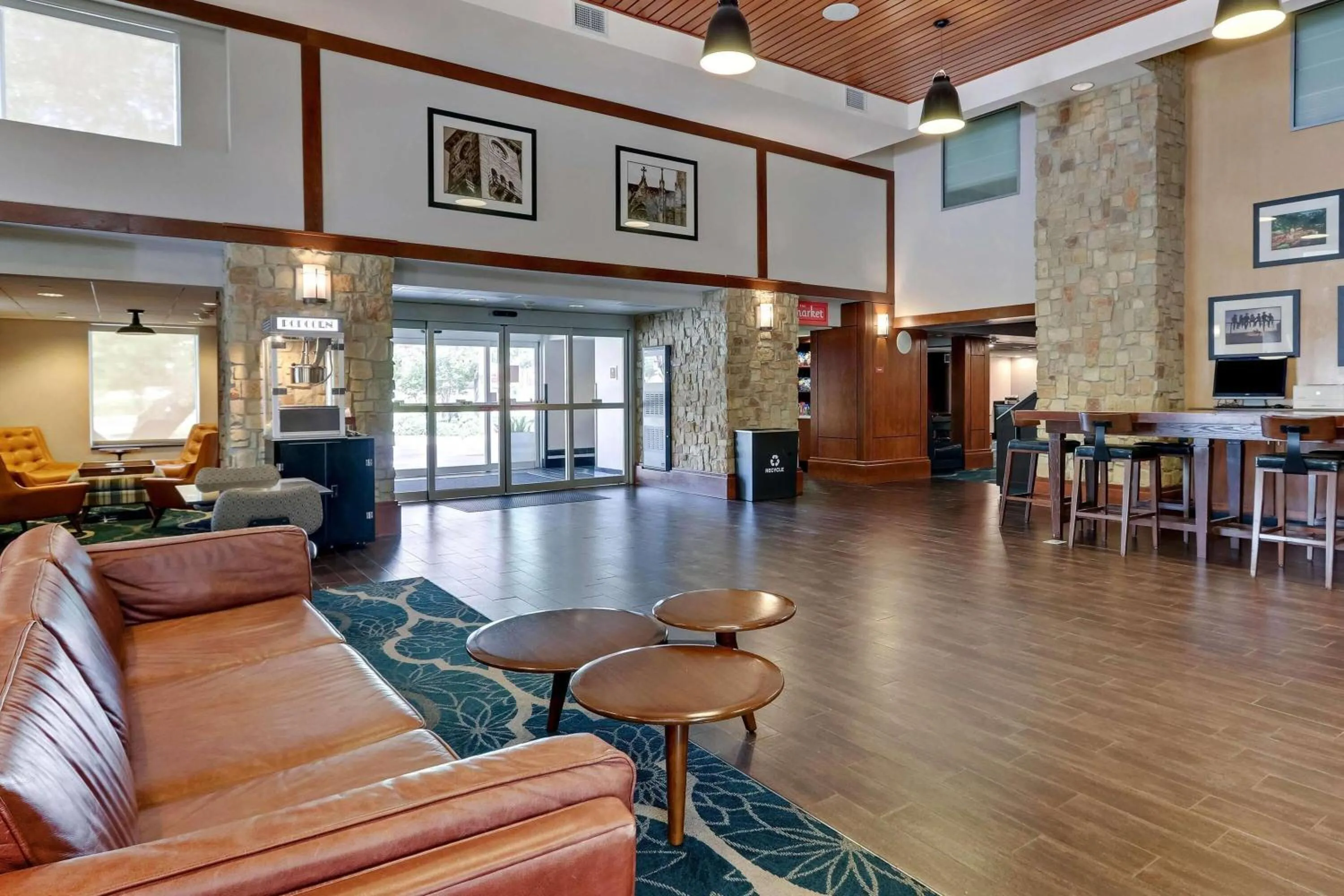 Lobby or reception in Wyndham Garden San Antonio Airport