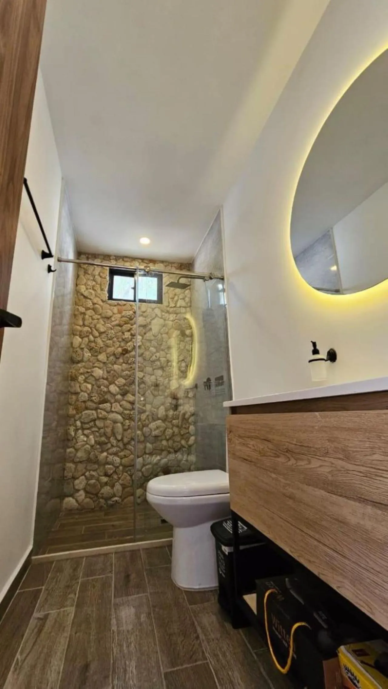 Shower in Santuario Beach Hostel