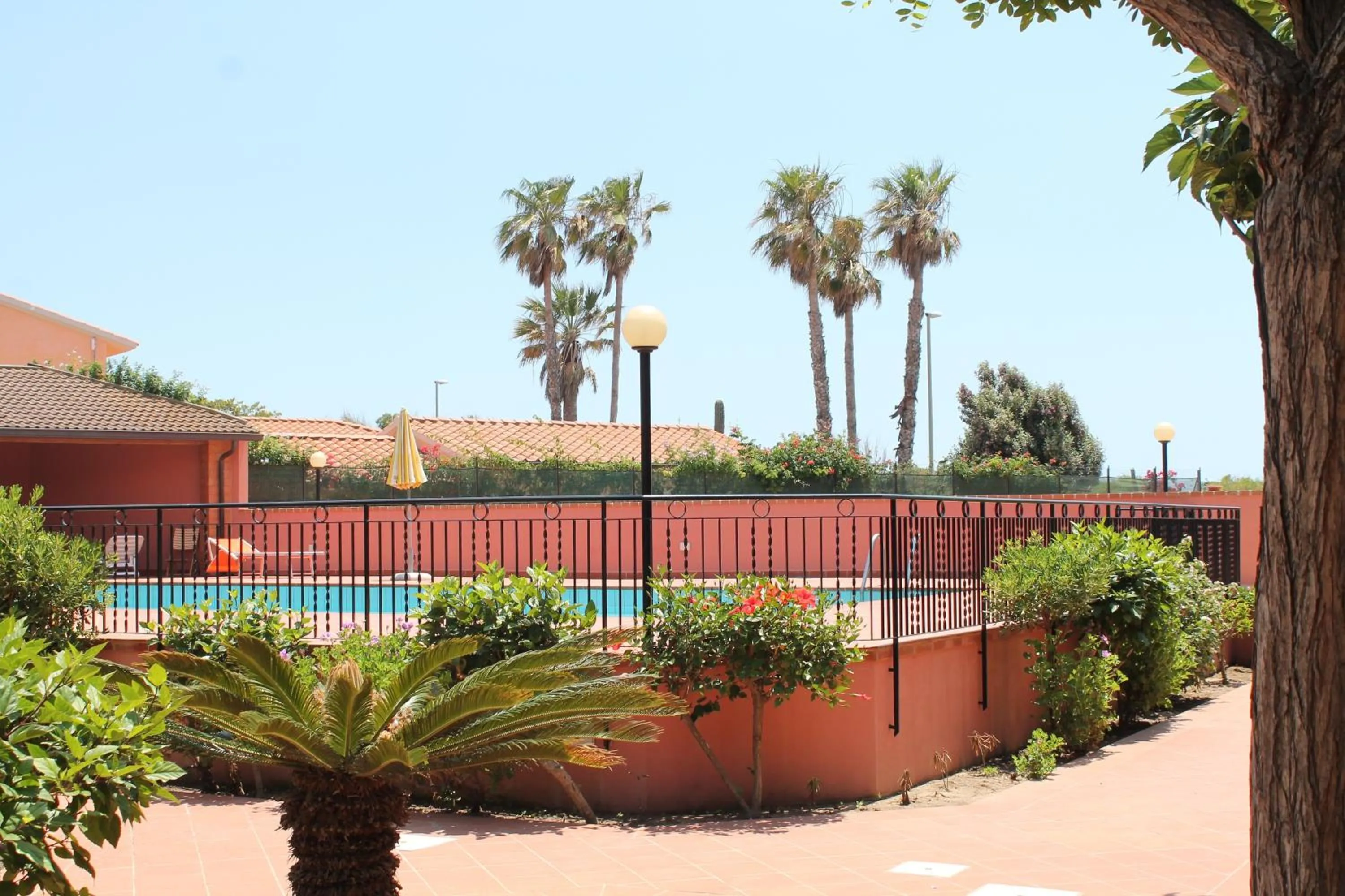 Day in Le Dune Residence