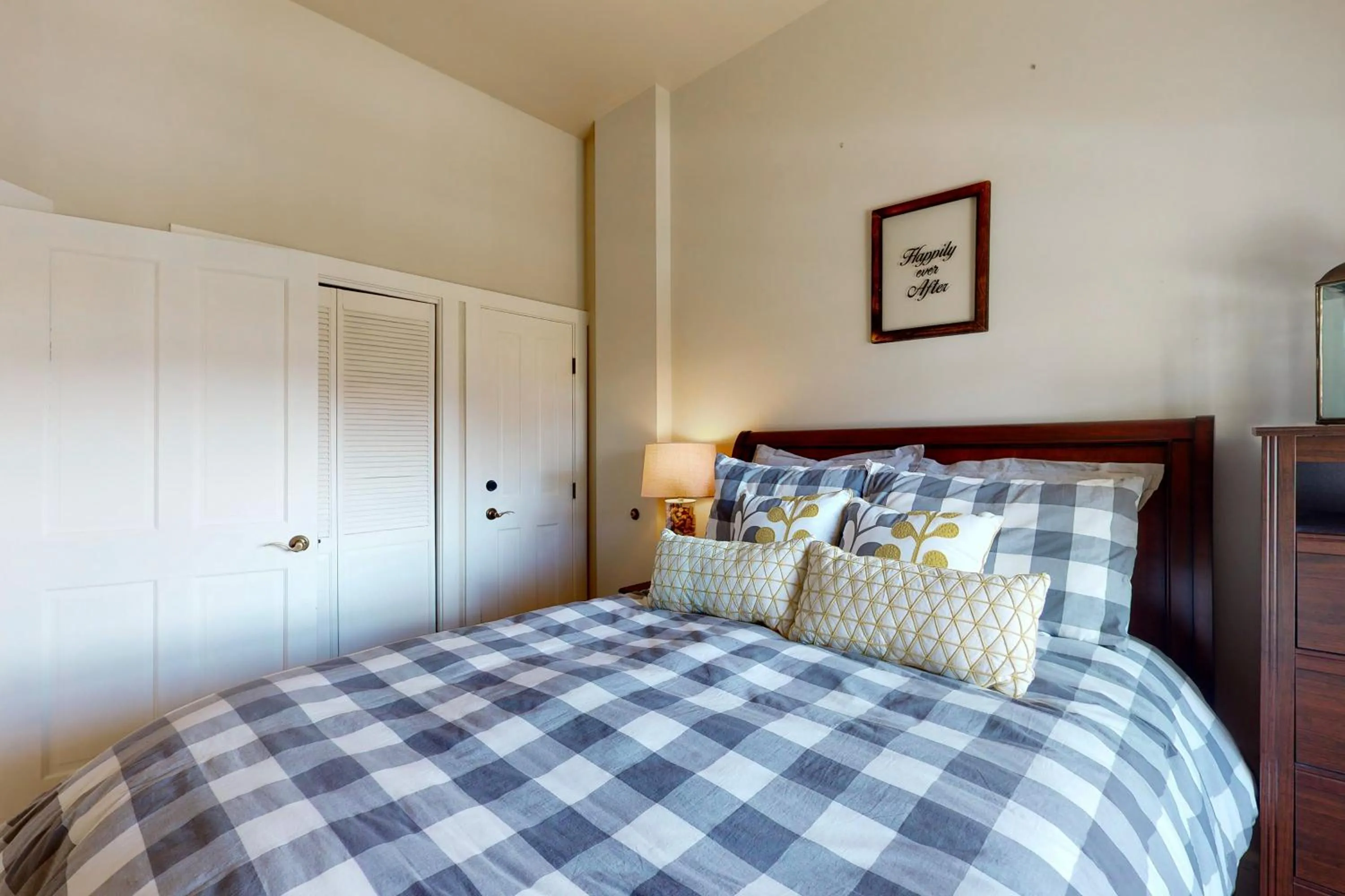 Bed in Copper Springs Lodge 430