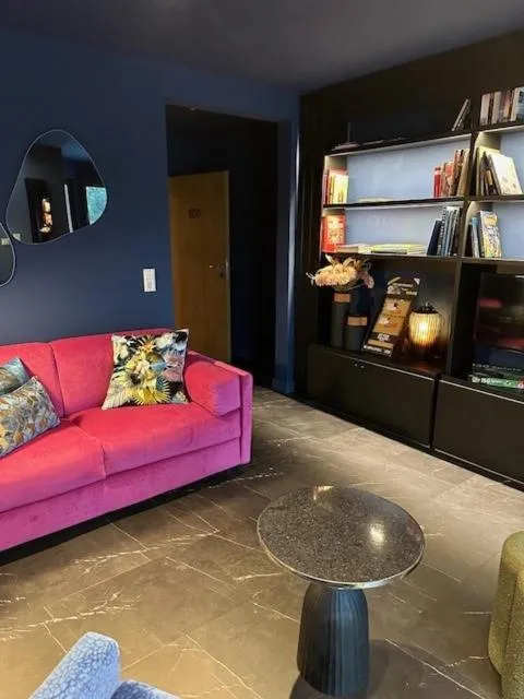 Communal lounge/ TV room in Sapia Hotel Rheinsberg